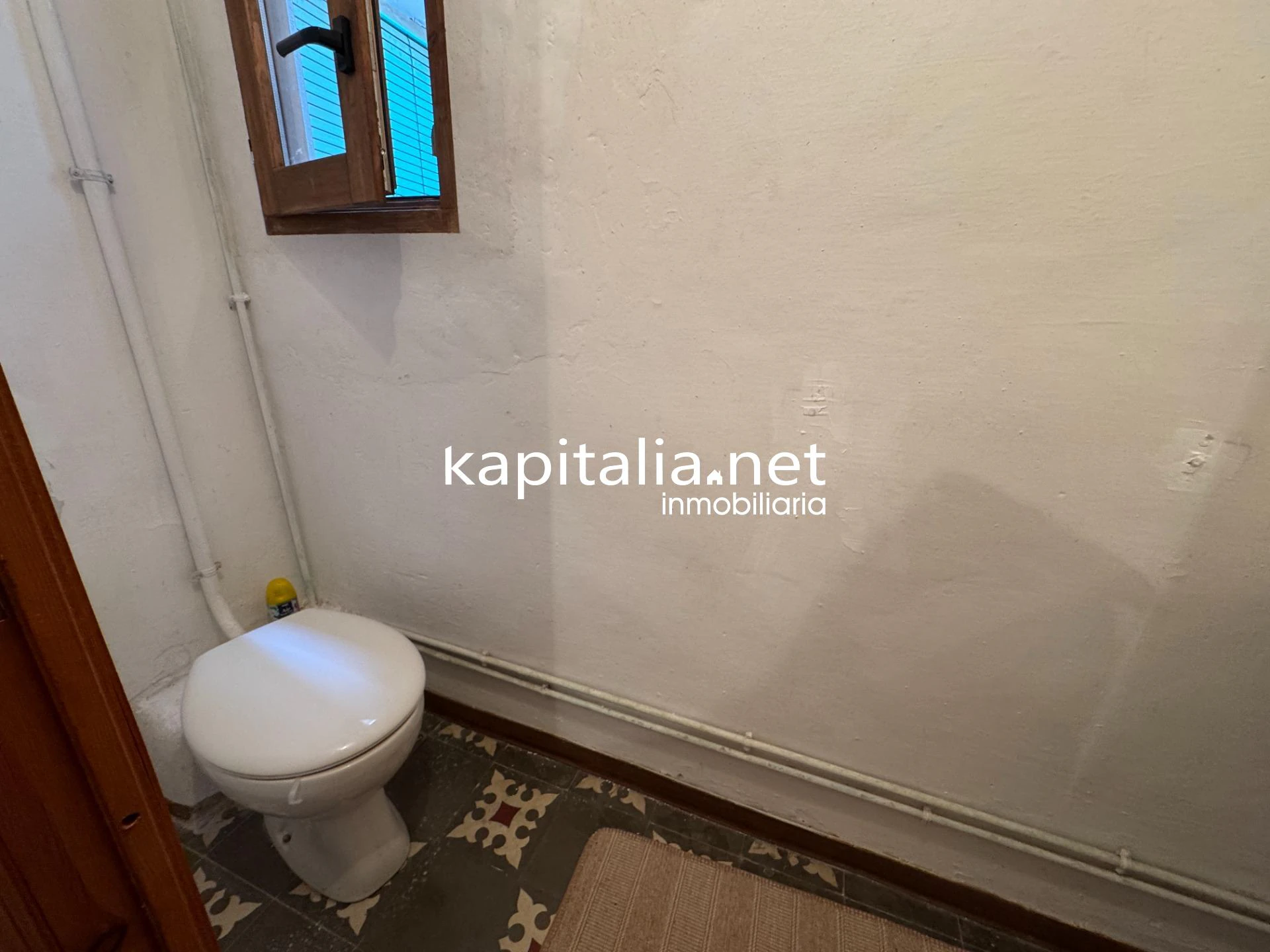 Casa de tres plantas a la venta en Ontinyent
