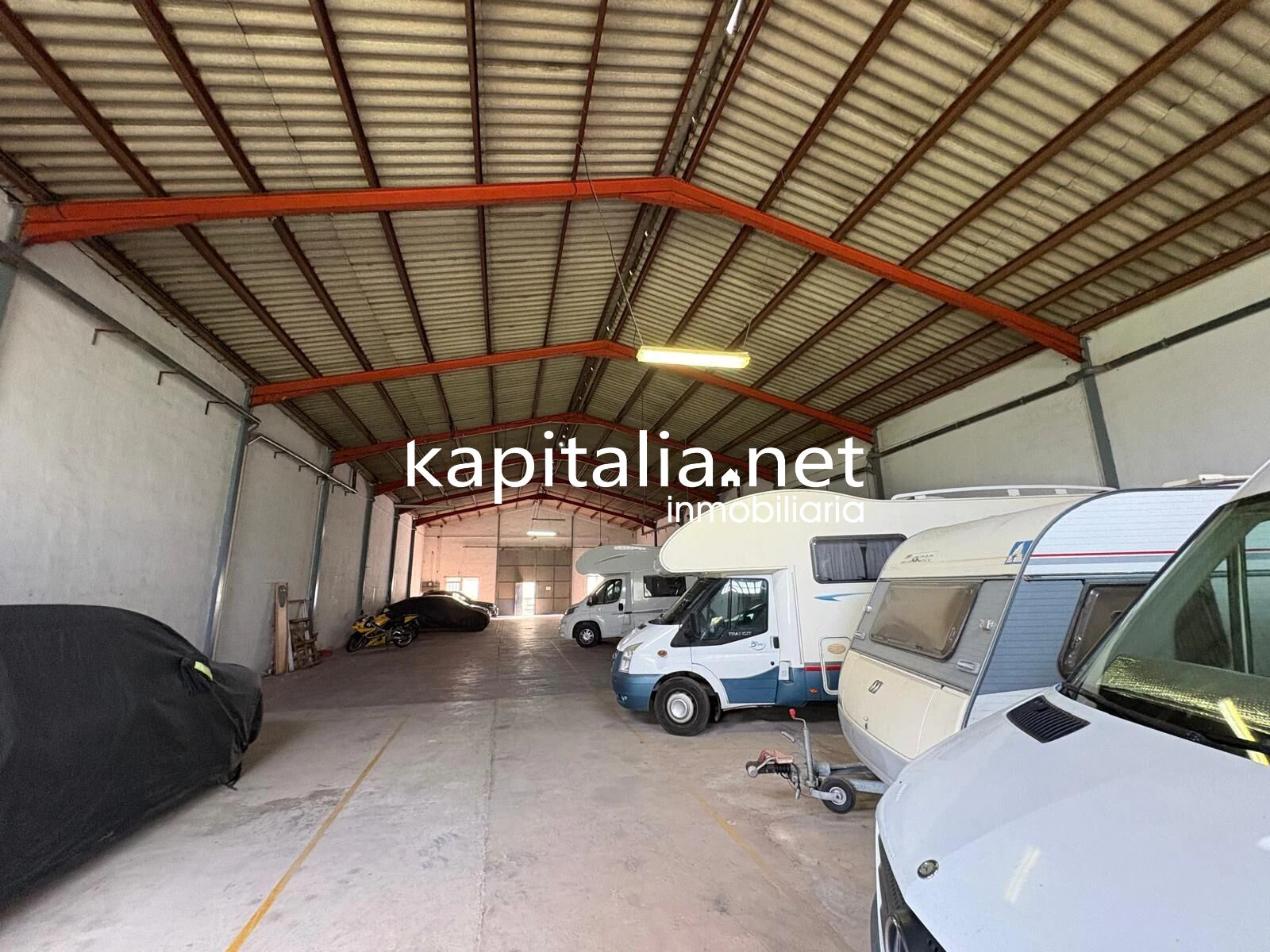 NAVE EN SOLAR URBANO RESIDENCIAL A LA VENTA EN ALCUDIA DE CRESPINS
