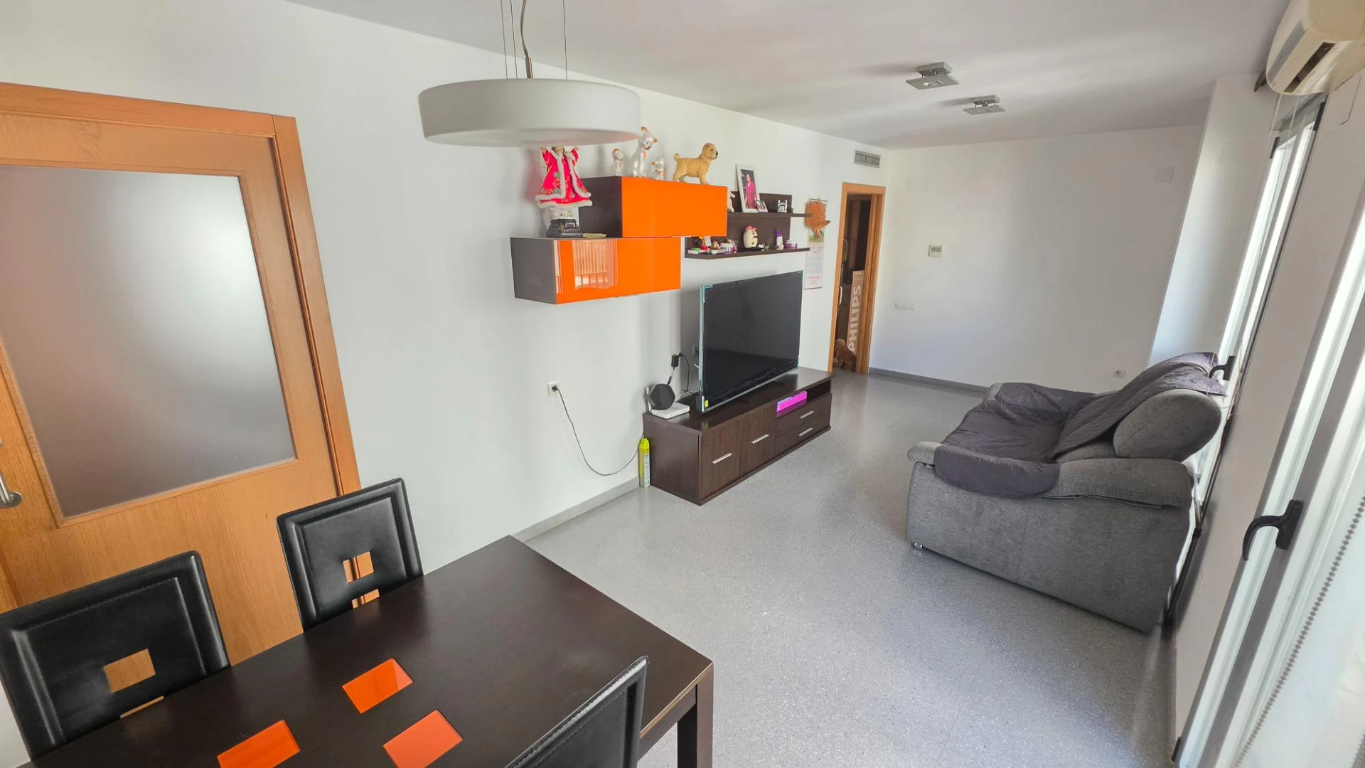 PISO CON GARAJE A LA VENTA EN ONTINYENT!!!! EXCLUISVA EN KAPITALIA !!!!