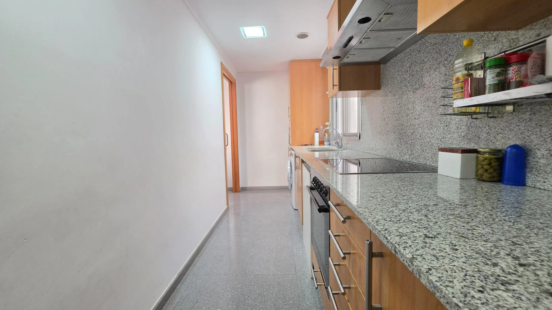 PISO CON GARAJE A LA VENTA EN ONTINYENT!!!! EXCLUISVA EN KAPITALIA !!!!