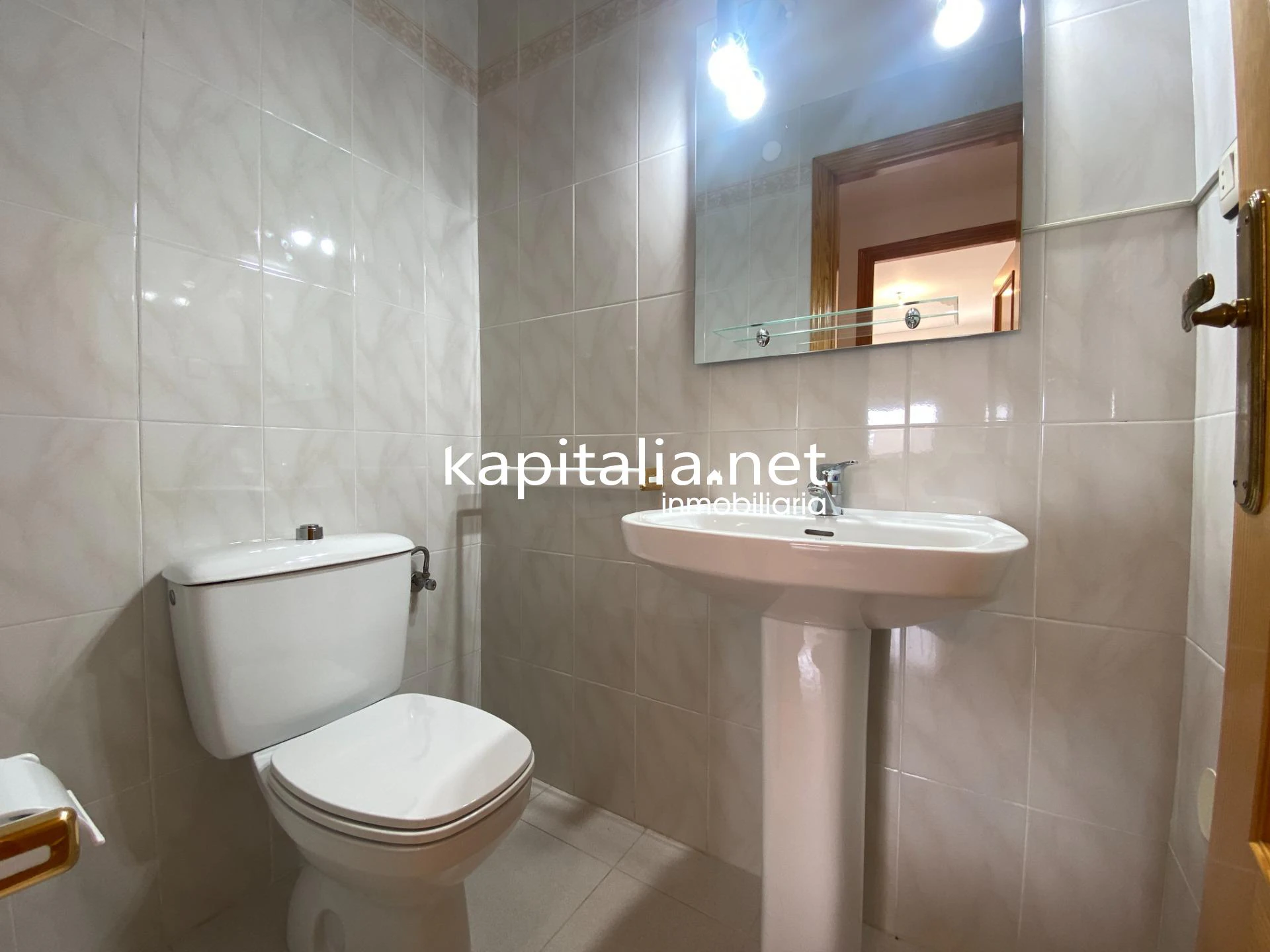 Amplio y luminoso piso en VENTA en La Bola, Xàtiva, con garaje y trastero