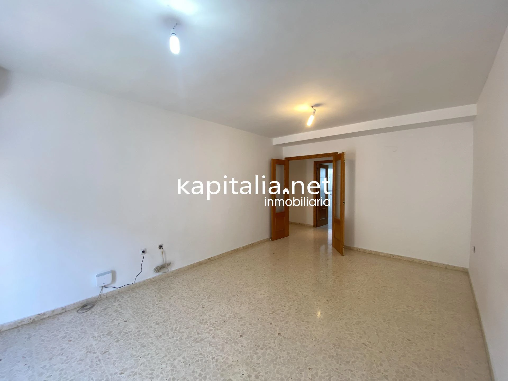 Amplio y luminoso piso en VENTA en La Bola, Xàtiva, con garaje y trastero