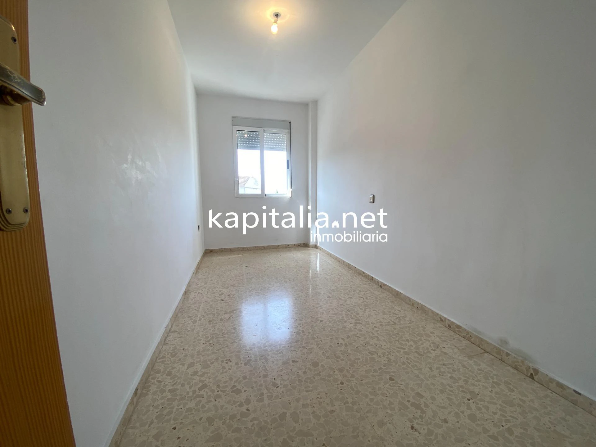 Amplio y luminoso piso en VENTA en La Bola, Xàtiva, con garaje y trastero