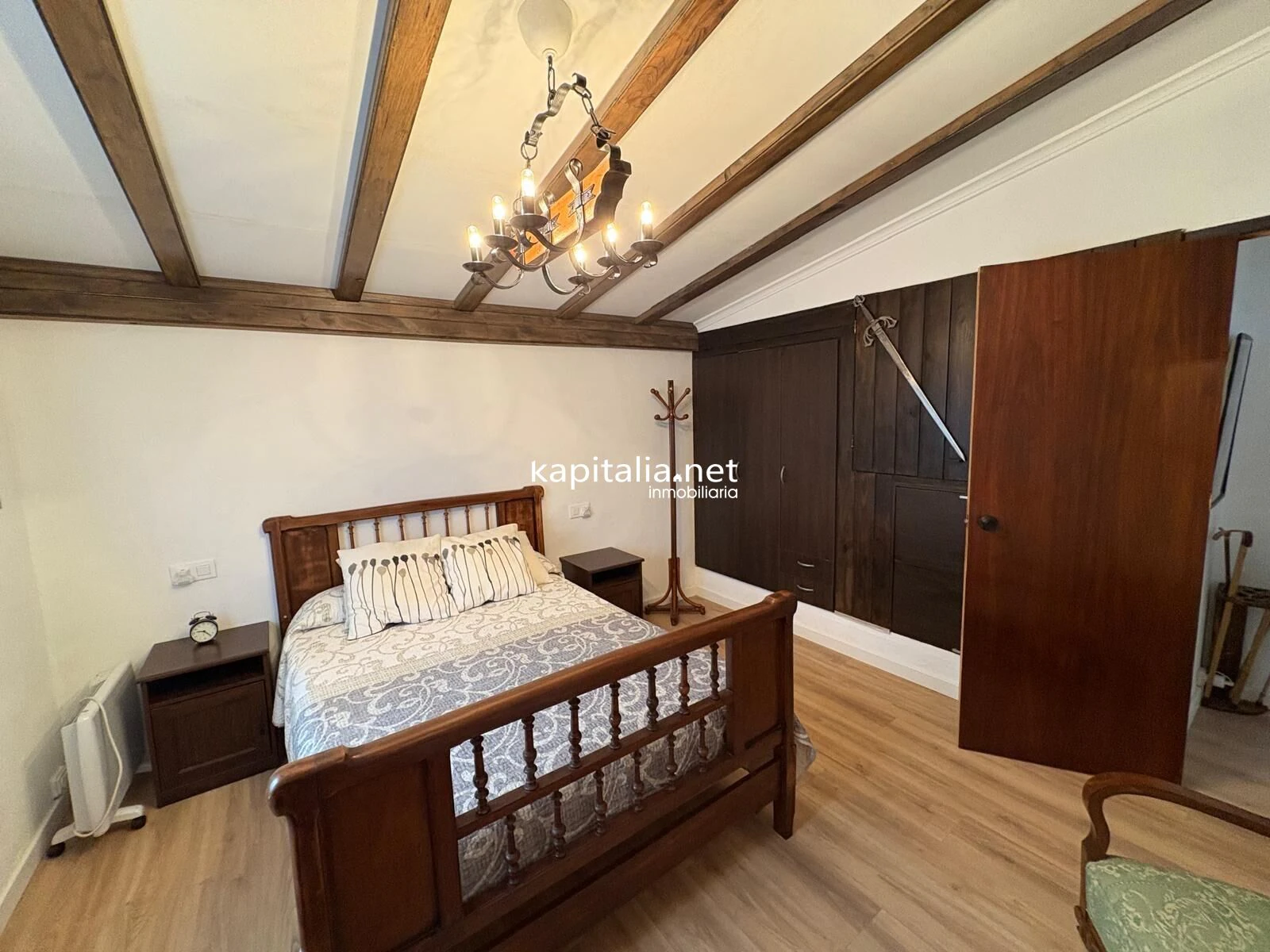 ESPECTACULAR CHALET A LA VENTA EN URBANIZACION DE CARCER