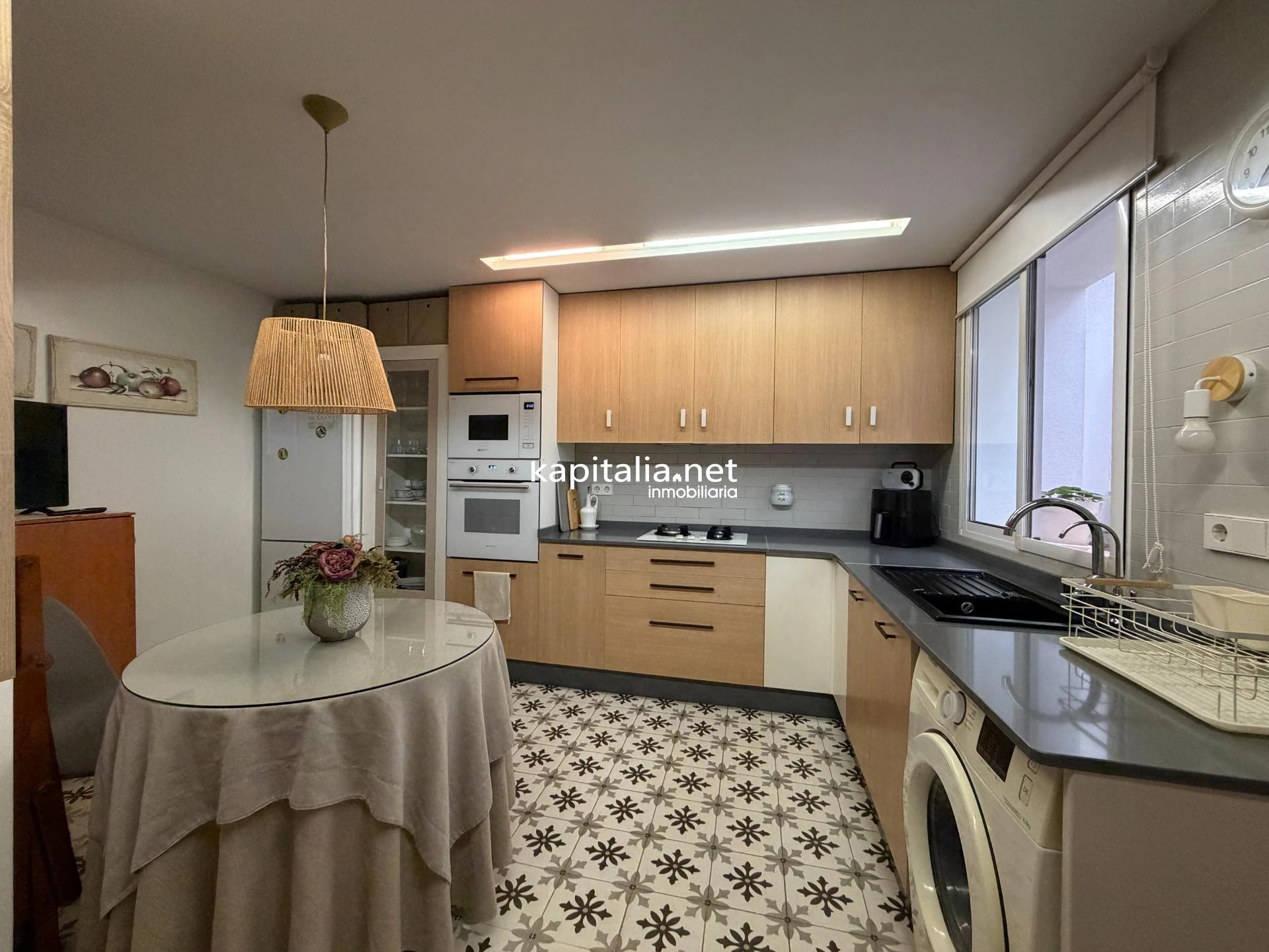 10555 - CASA EN EXCLUSIVA EN UNA DE LAS ZONAS MAS CODICIADAS DE ONTINYENT. VEN A VERLA, TE SORPRENDERÁ!!!.