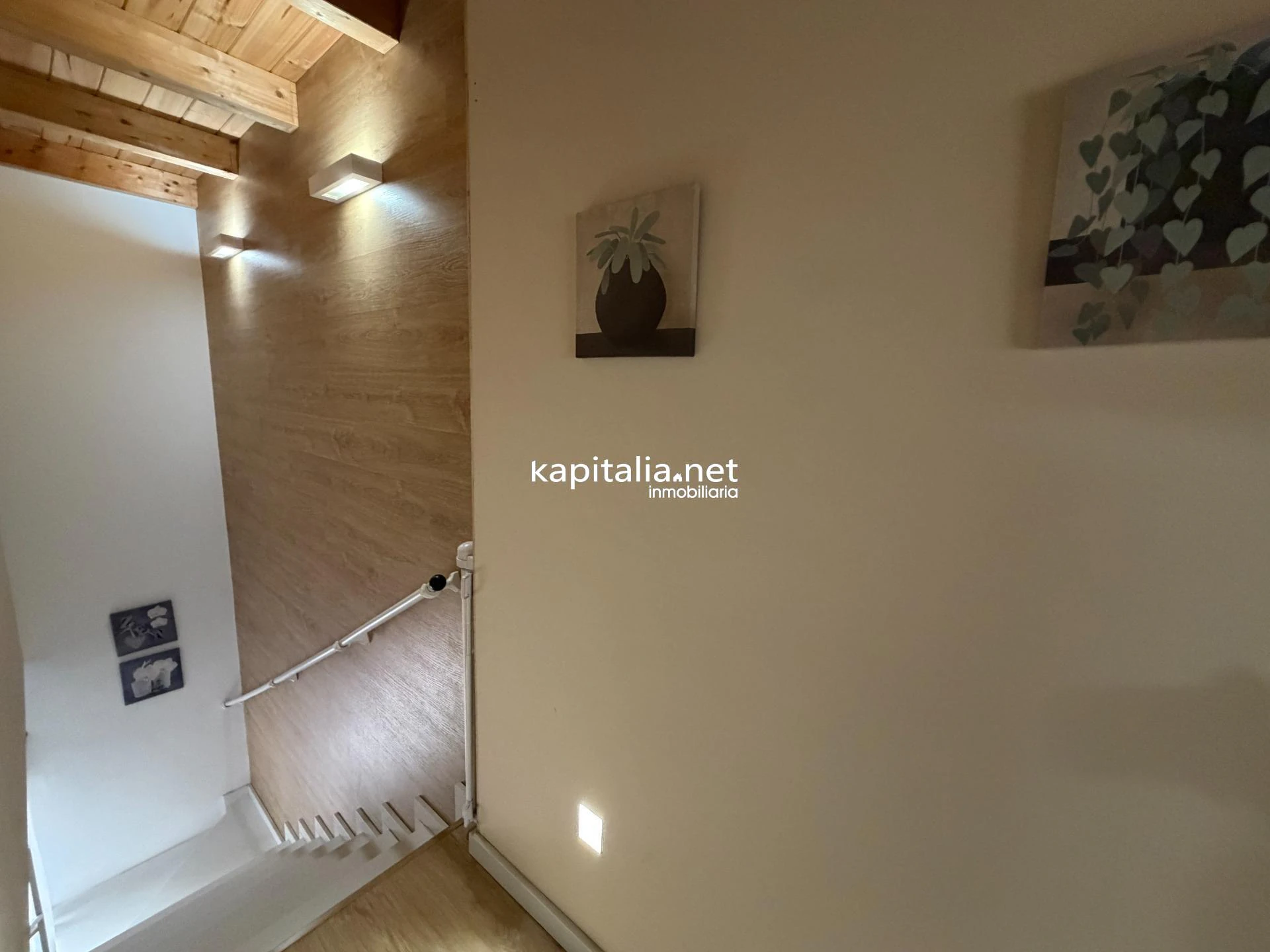 10555 - CASA EN EXCLUSIVA EN UNA DE LAS ZONAS MAS CODICIADAS DE ONTINYENT. VEN A VERLA, TE SORPRENDERÁ!!!.