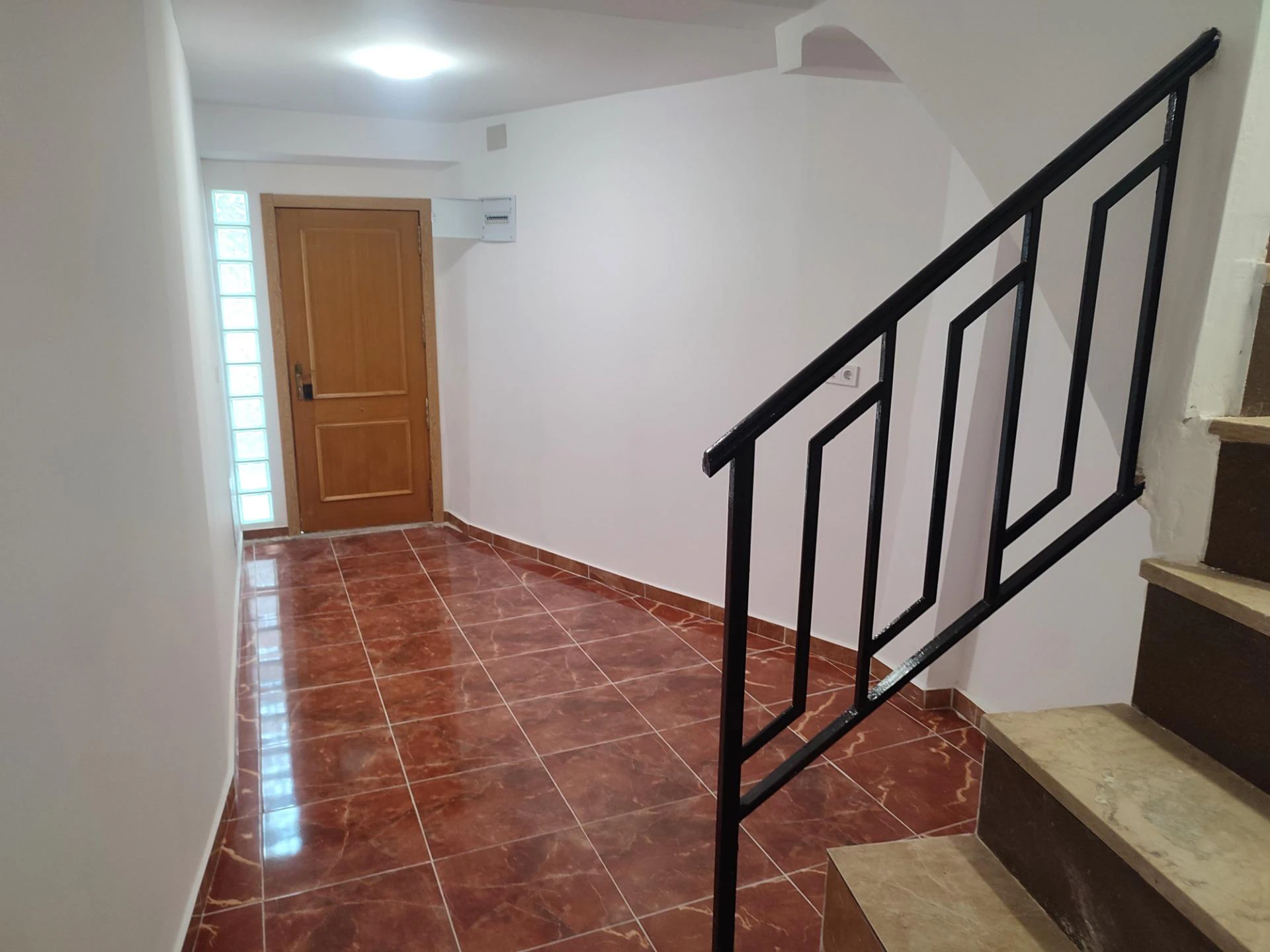 CASA REFORMADA A LA VENTA EN ONTINYENT, UBICADA EN LA VILA