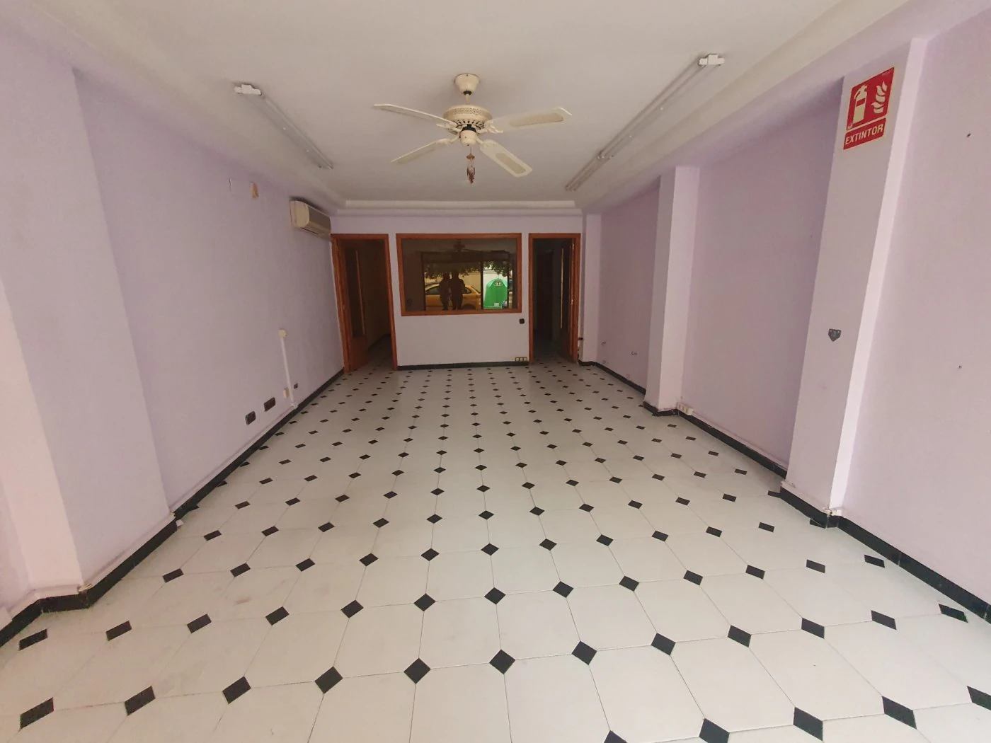 Local comercial en alquiler en Ontinyent.