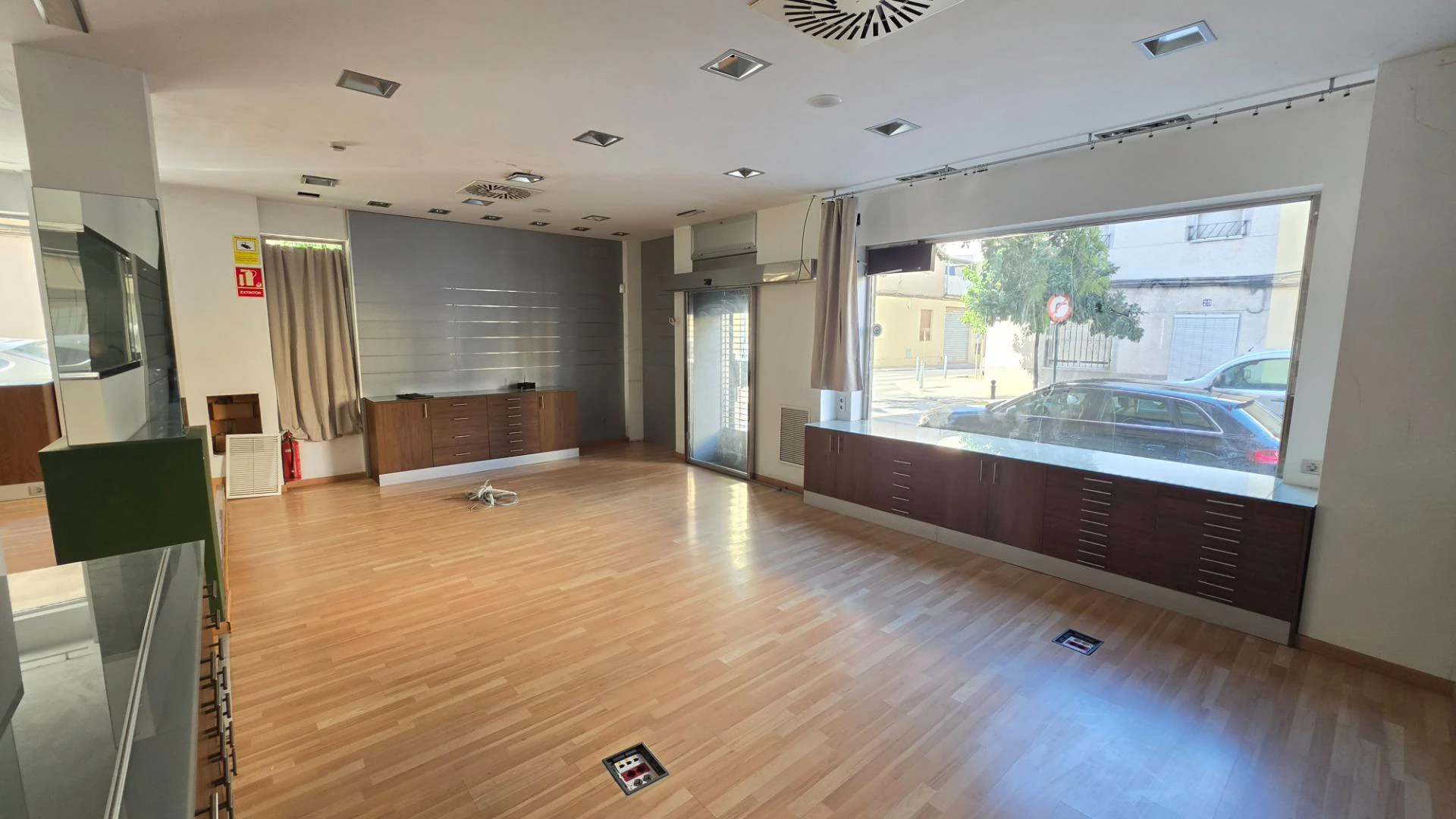 Local Comercial en Alquiler