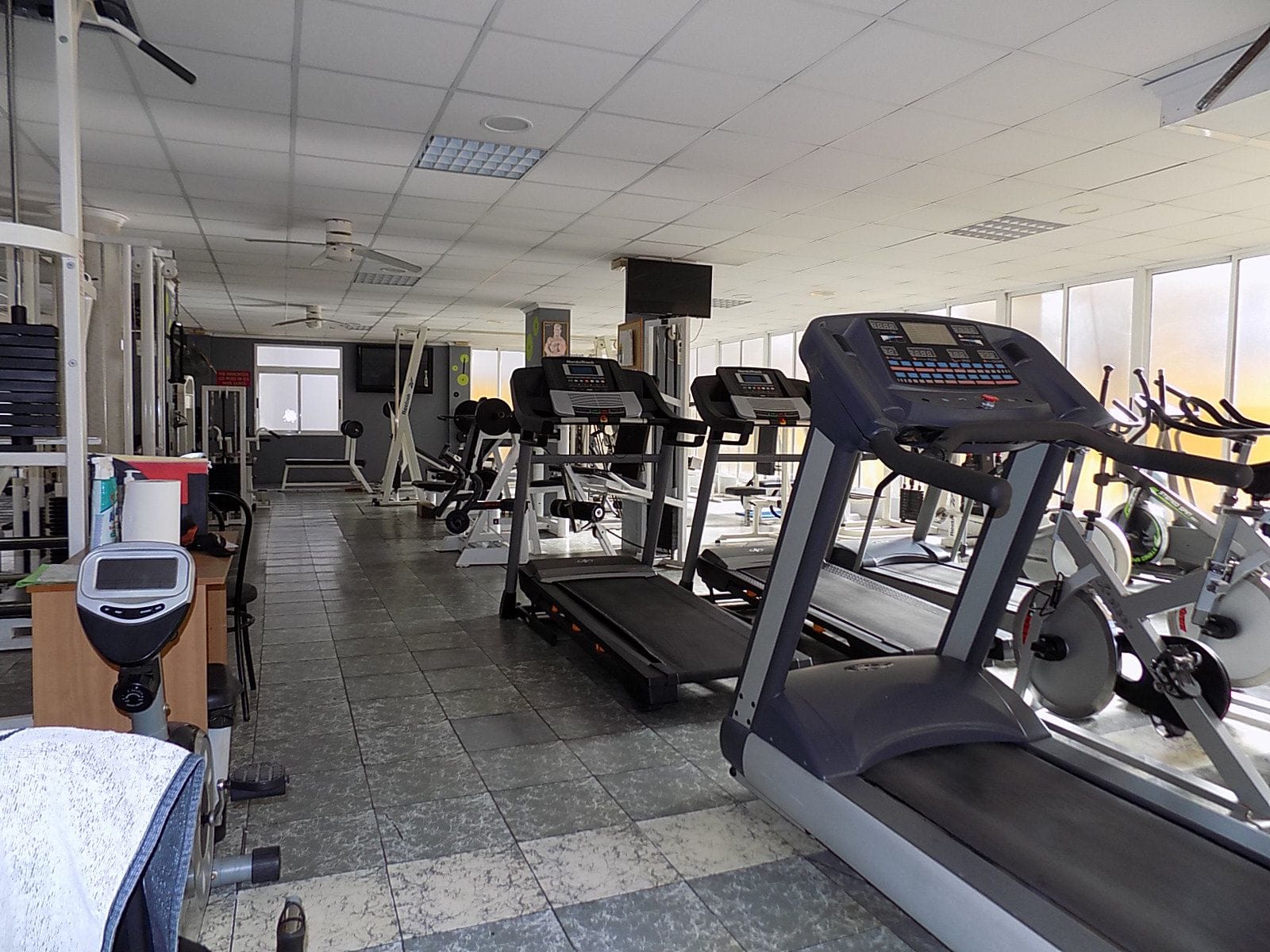 EDIFICIO EN VENTA 950m2 - VIVIENDA + NEGOCIO