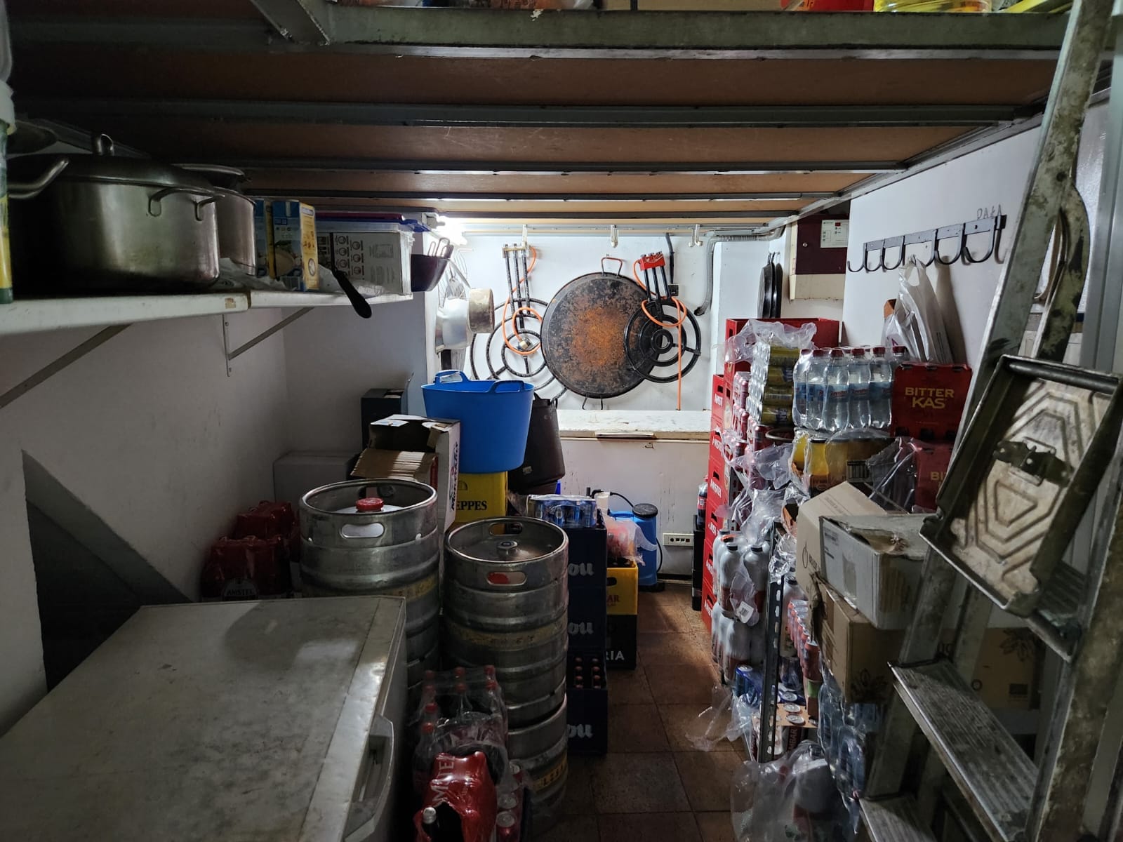 SE VENDE BAR-RESTAURANTE EN ELS POBLETS