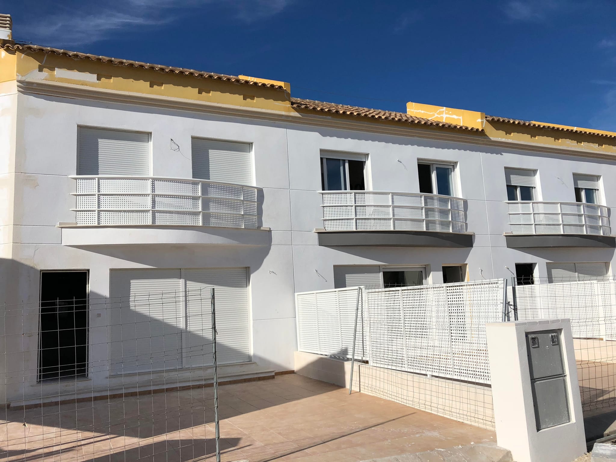 Solar de 6300 m2 listo para la construcción de viviendas unifamiliares u adosados.