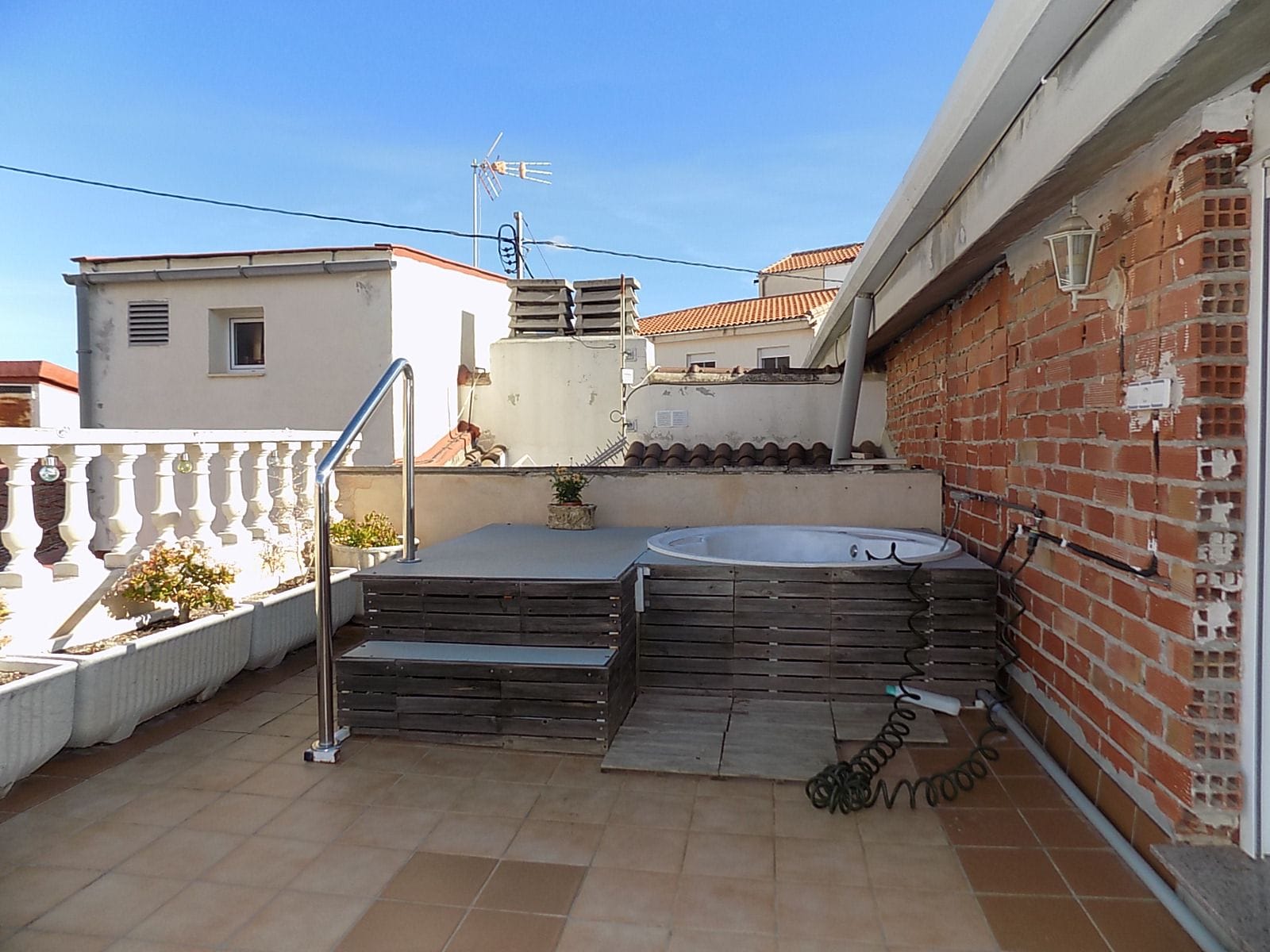 EDIFICIO EN VENTA 950m2 - VIVIENDA + NEGOCIO