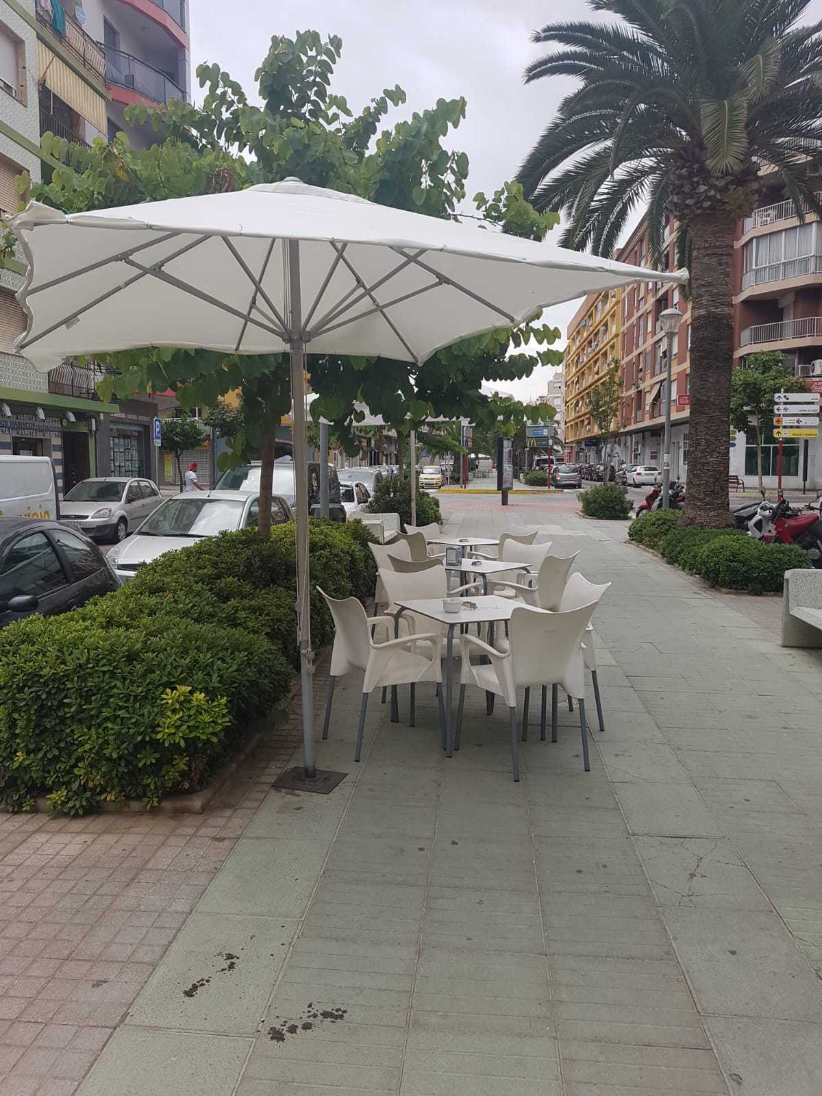 Bar en venta en el Paseo Saladar, Dénia.