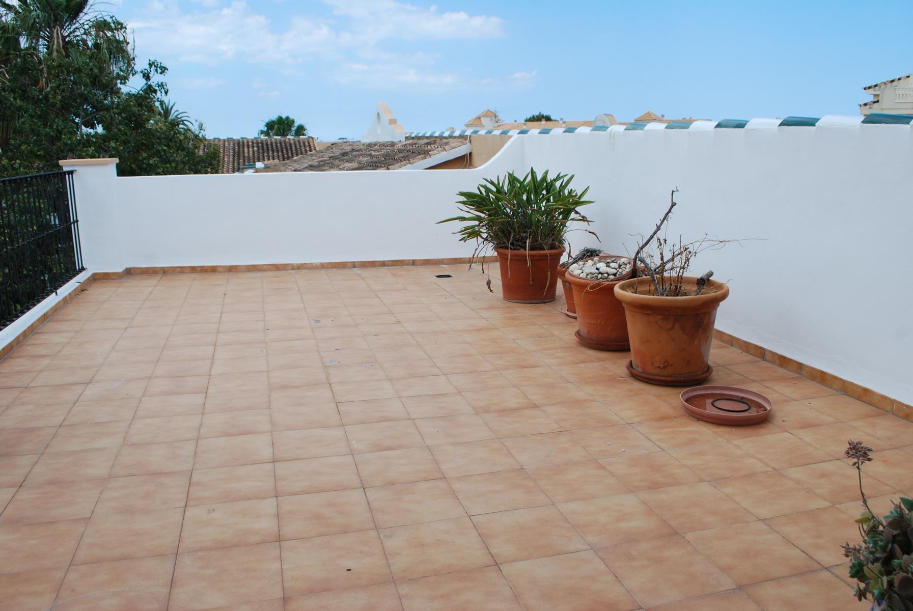 Ático con terraza espectacular cerca de una magnífica playa en Las Marinas.