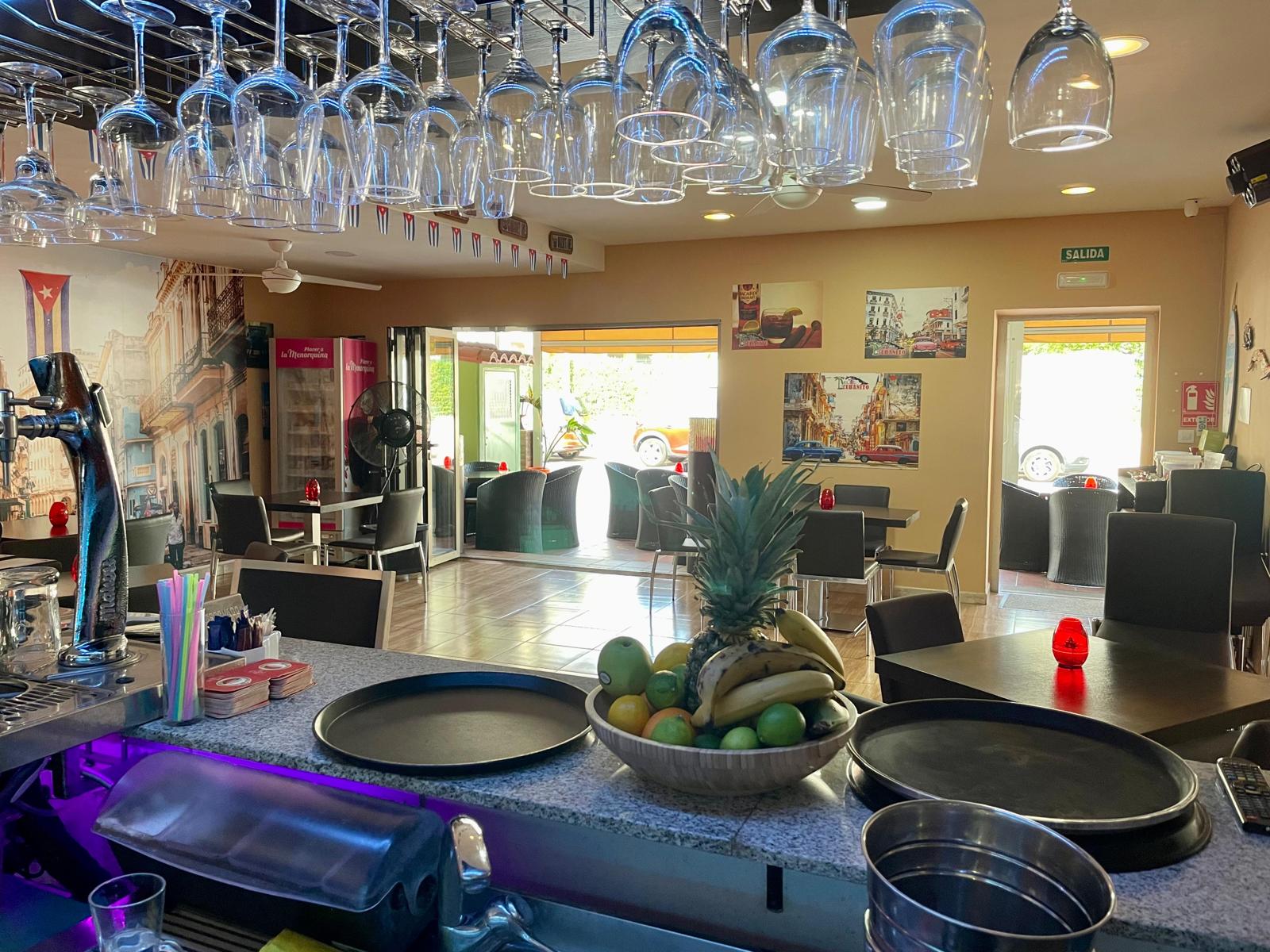 restaurante con vivienda playa Marinas Denia