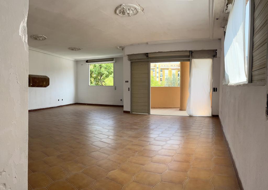 PISO CENTRICO MUY AMPLIO EN DÉNIA