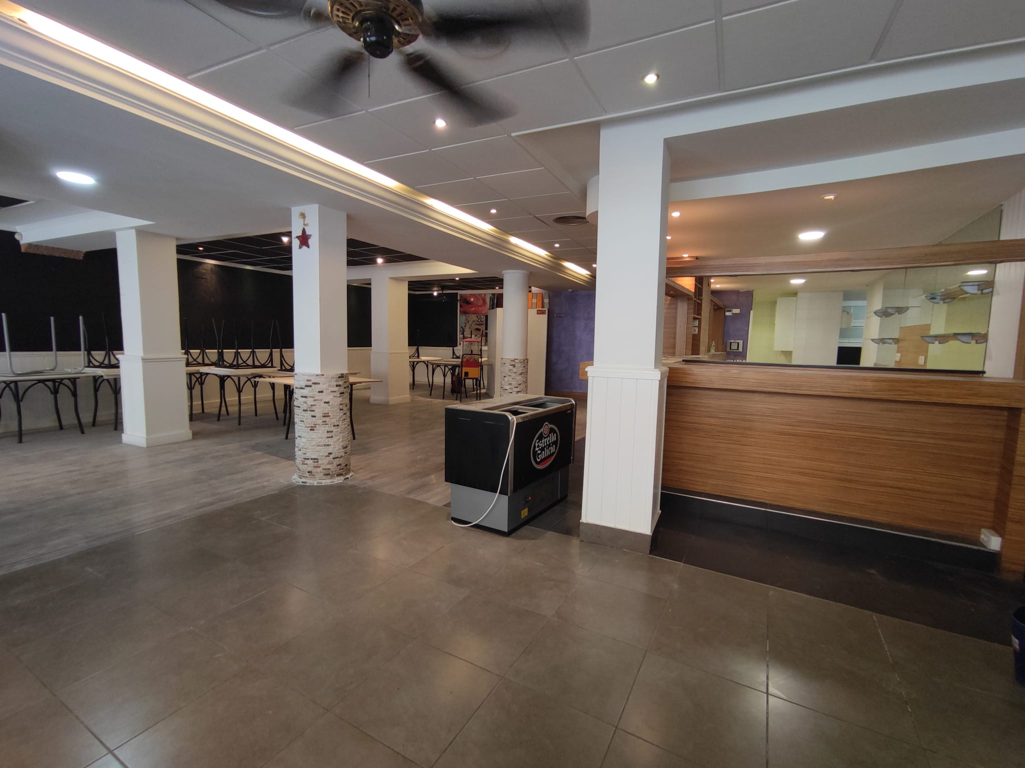 SE VENDE RESTAURANTE JUNTO A OFICINA EN DENIA