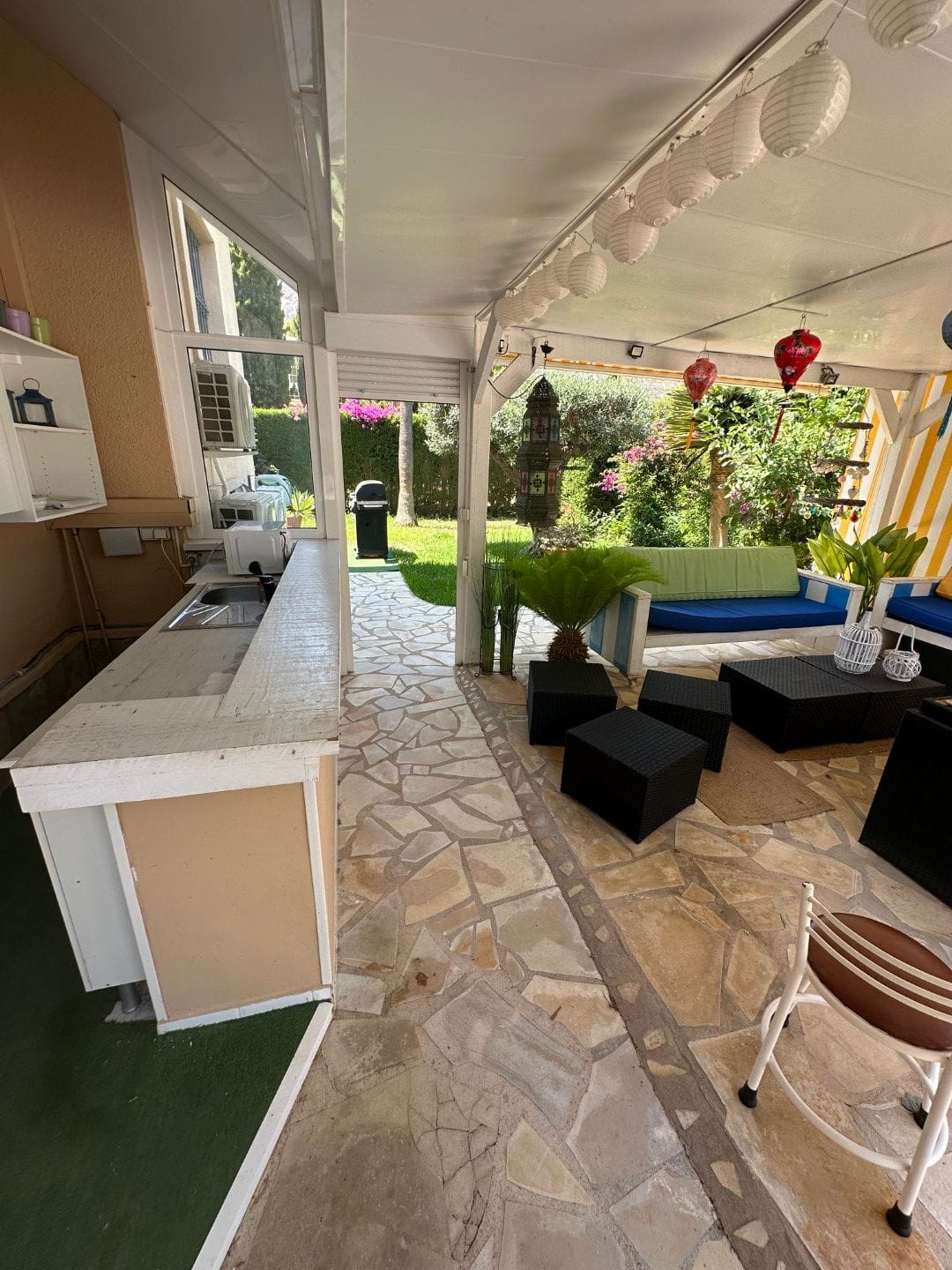 Chalet en Venta en Dénia con Vistas al Mar y la Montaña