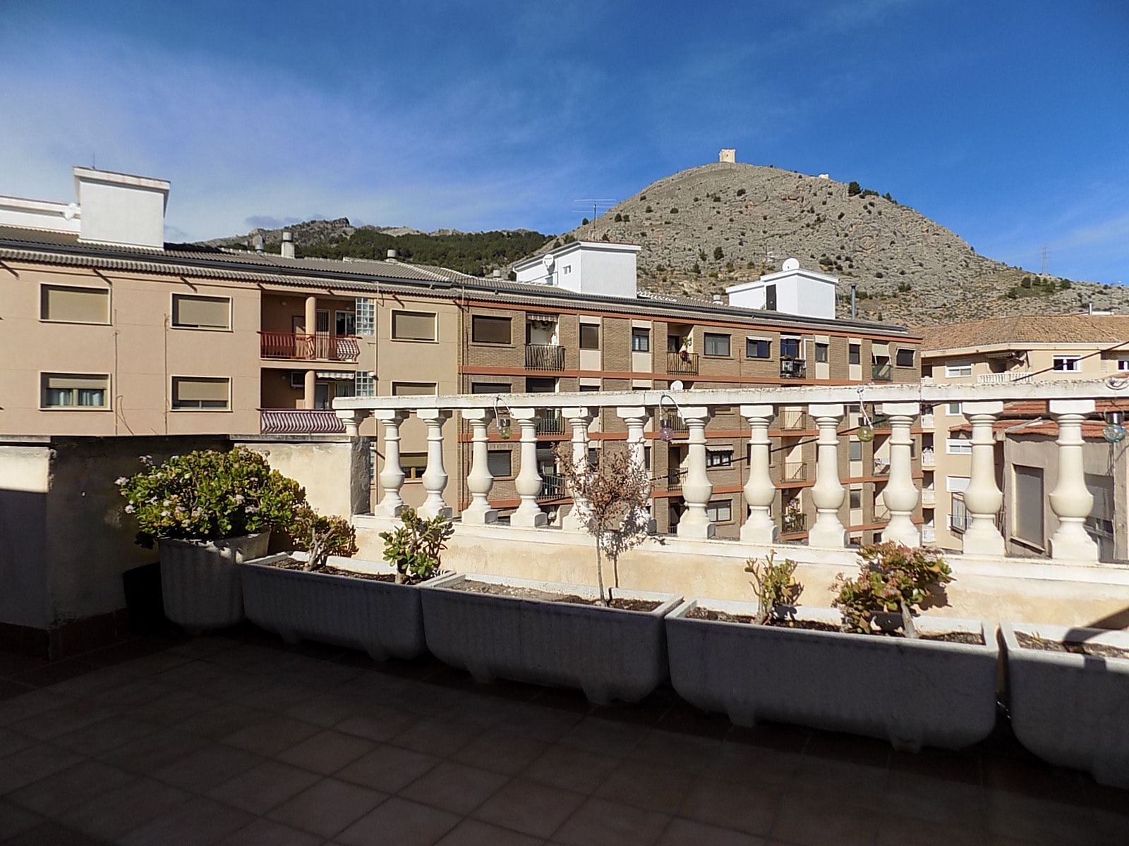 EDIFICIO EN VENTA 950m2 - VIVIENDA + NEGOCIO
