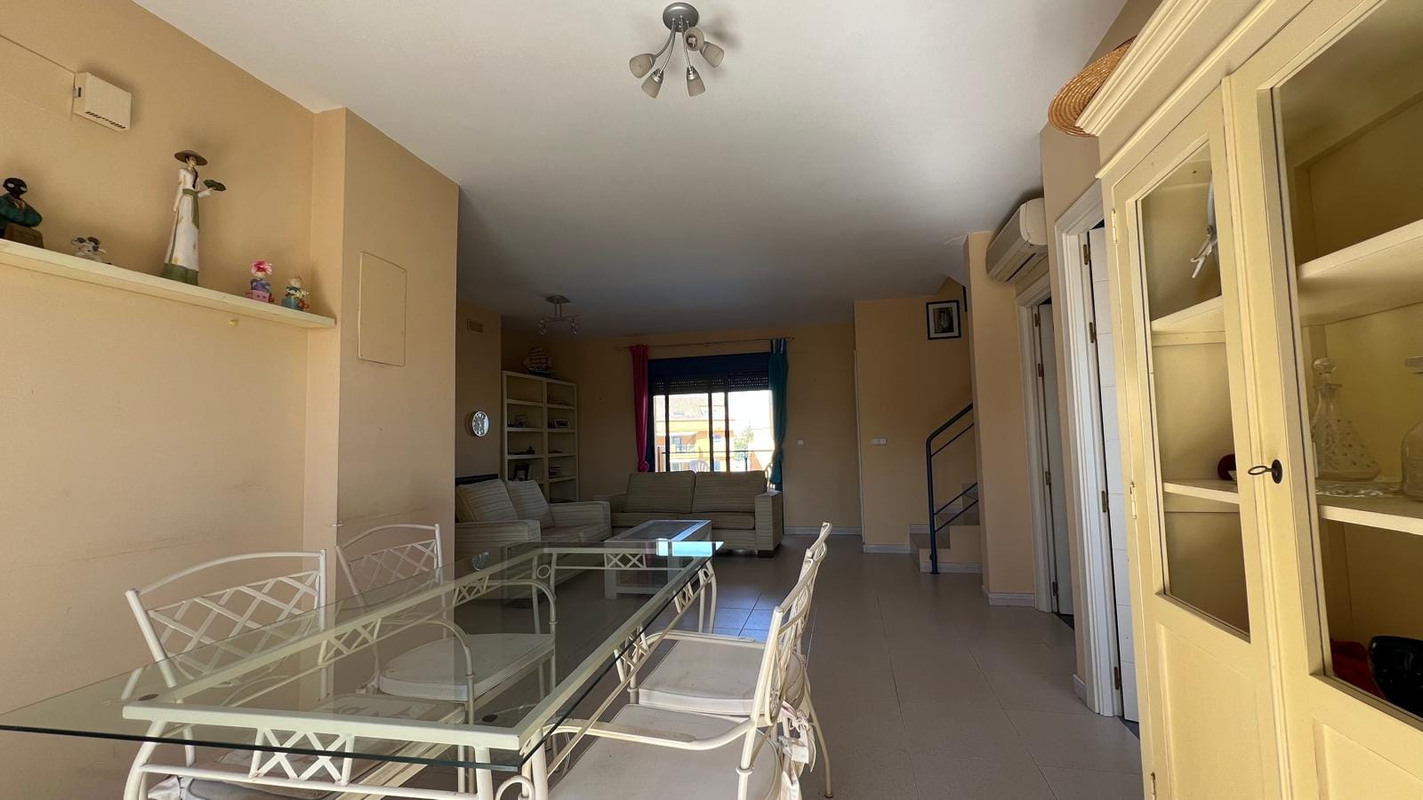 VENTA Ático en venta de 4 dormitorios en Playa de les Marines, Denia