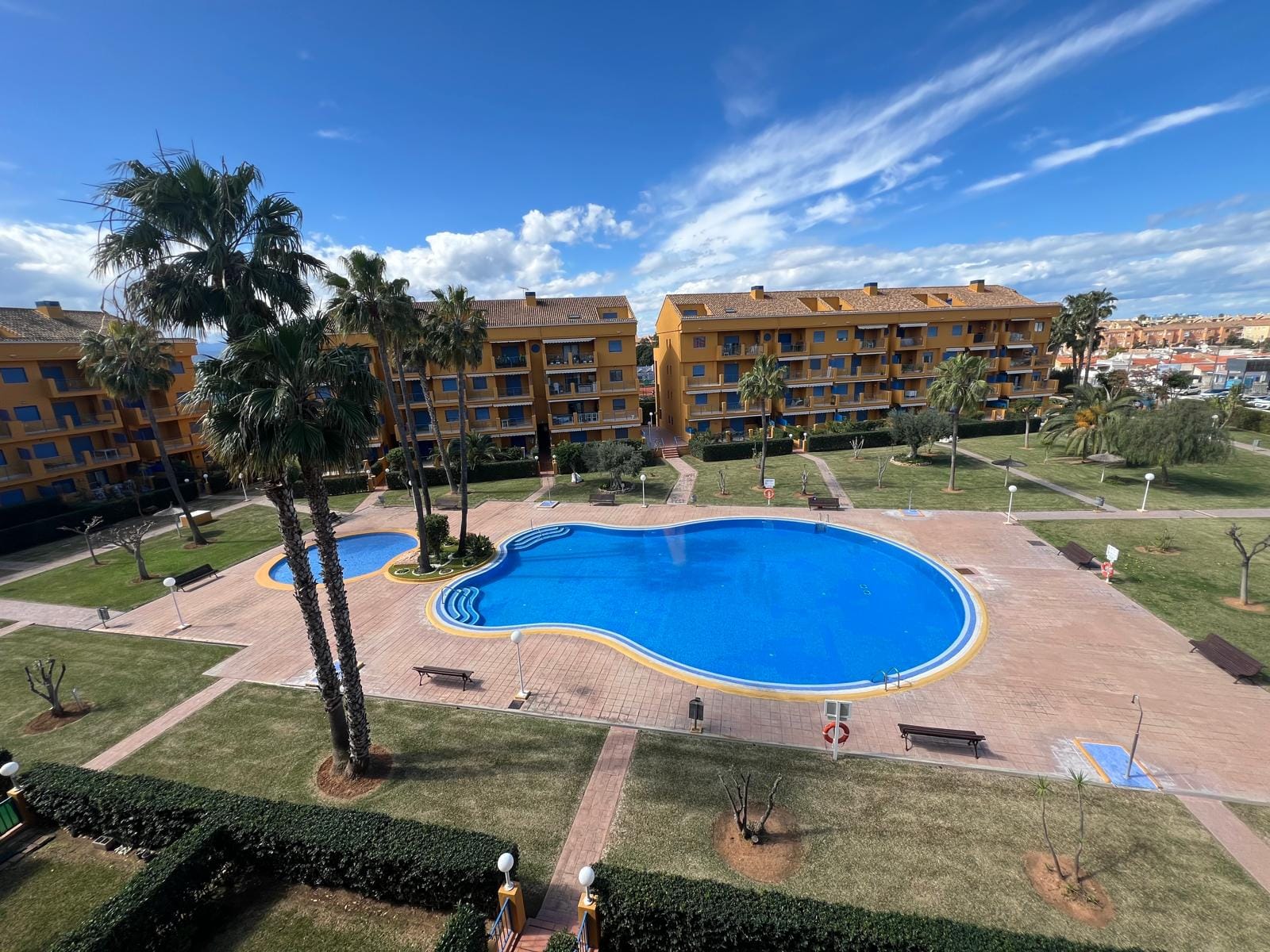 VENTA Ático en venta de 4 dormitorios en Playa de les Marines, Denia