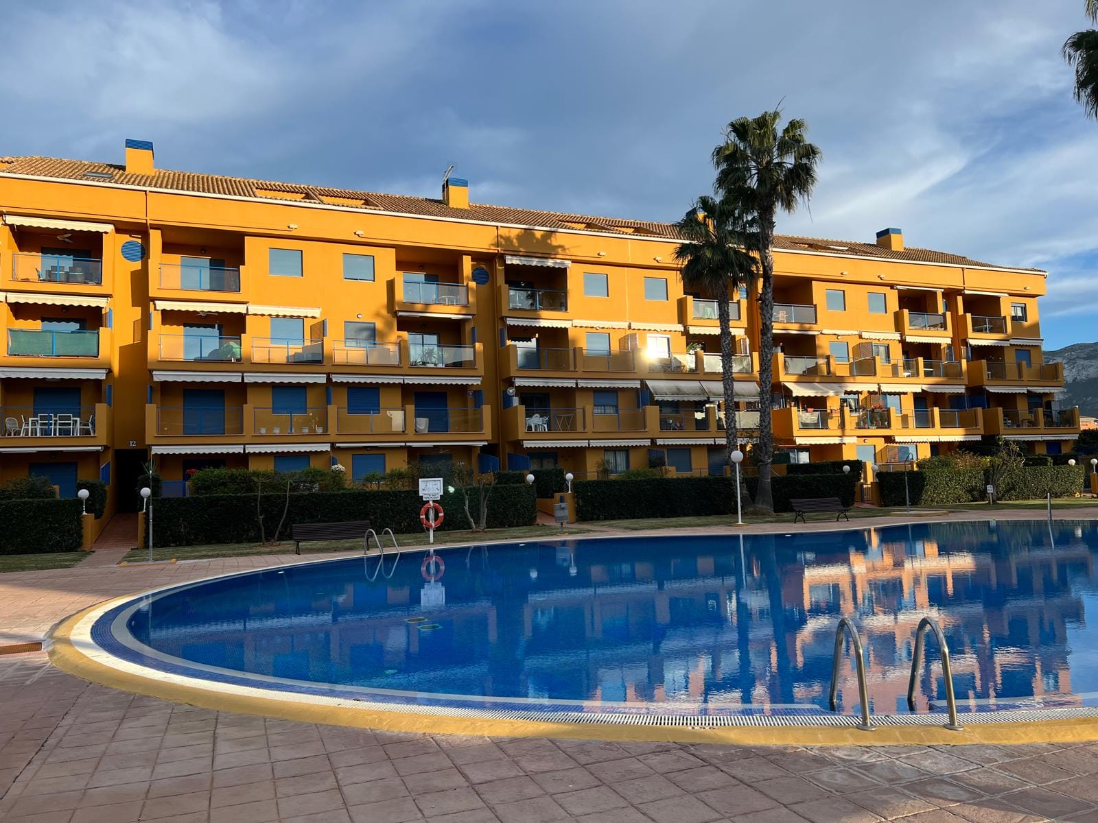 VENTA Ático en venta de 4 dormitorios en Playa de les Marines, Denia