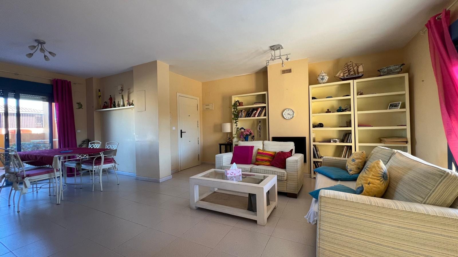 VENTA Ático en venta de 4 dormitorios en Playa de les Marines, Denia