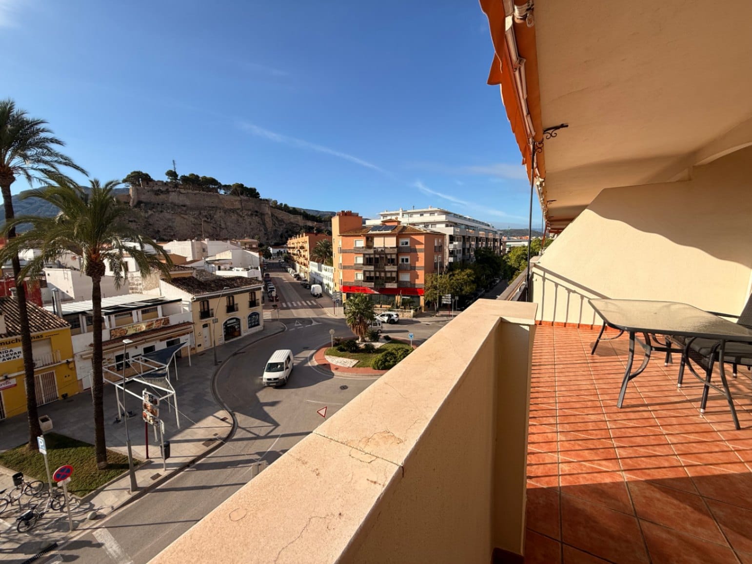 Apartamento en venta de 3 dormitorios en el Centro Urbano de Denia