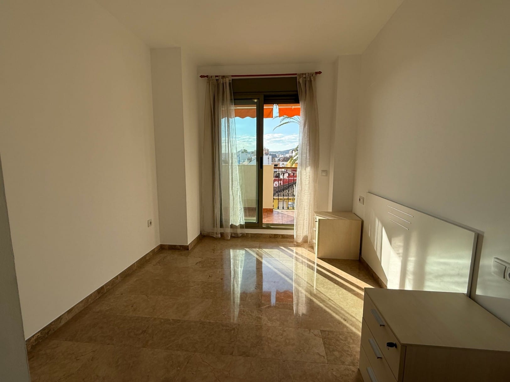 Apartamento en venta de 3 dormitorios en el Centro Urbano de Denia
