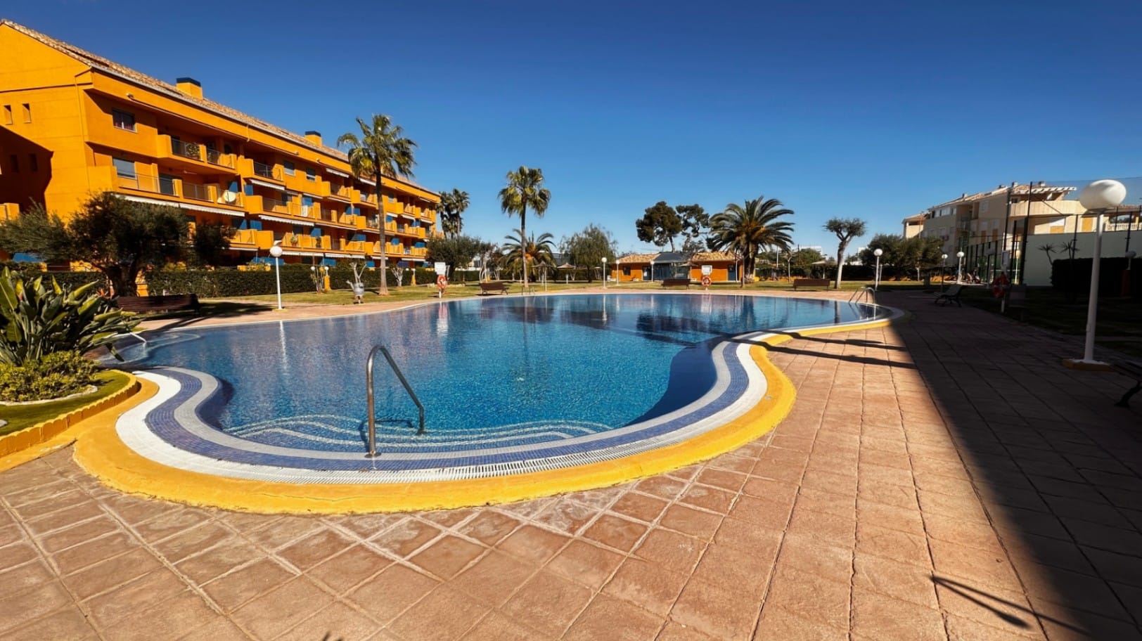 VENTA DE ATICO DUPLEX EN DENIA, LAS MARINAS, KM. 1