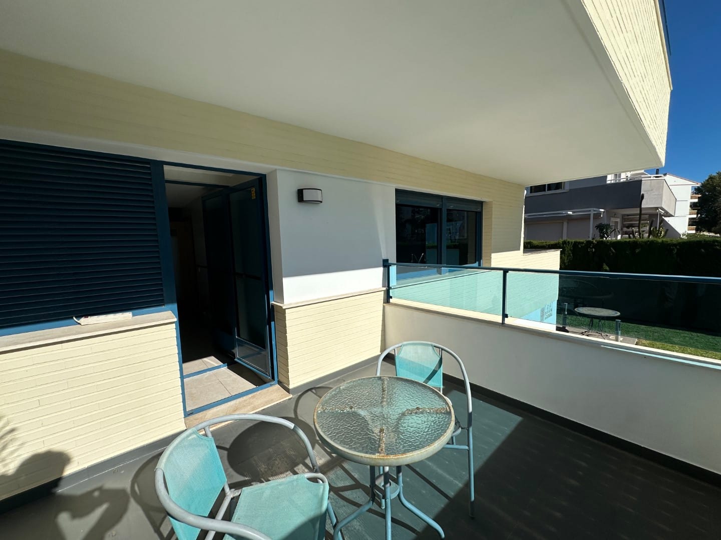 Apartamento en venta de 3 habitaciones en Denia, Alicante.