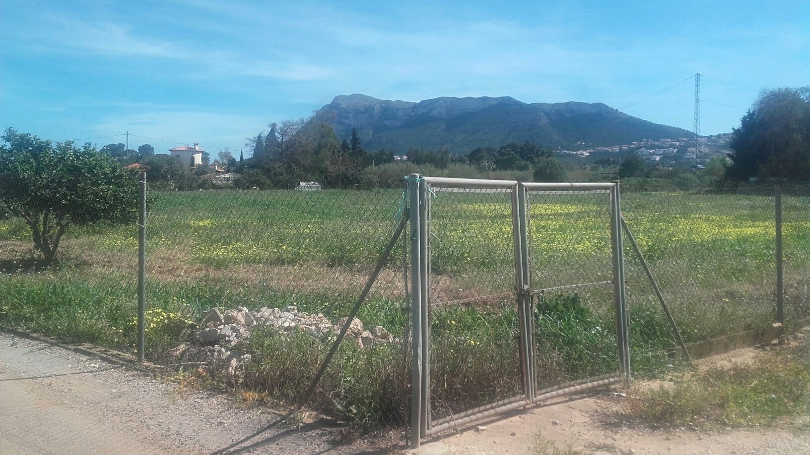 Finca rústica con posibilidad de construcción