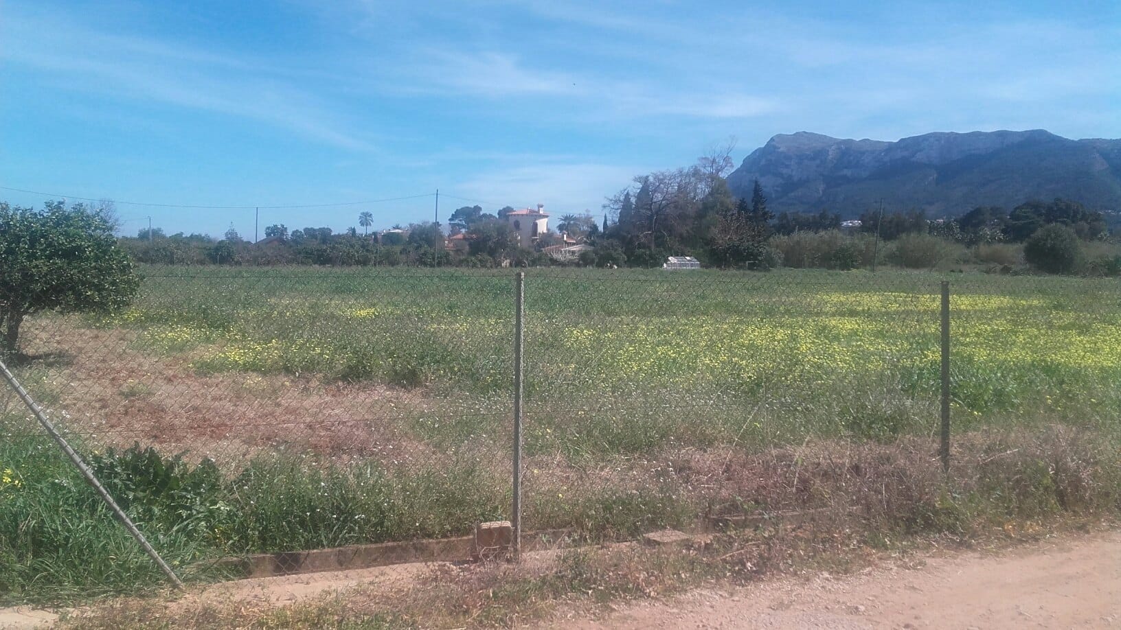 Finca rústica con posibilidad de construcción