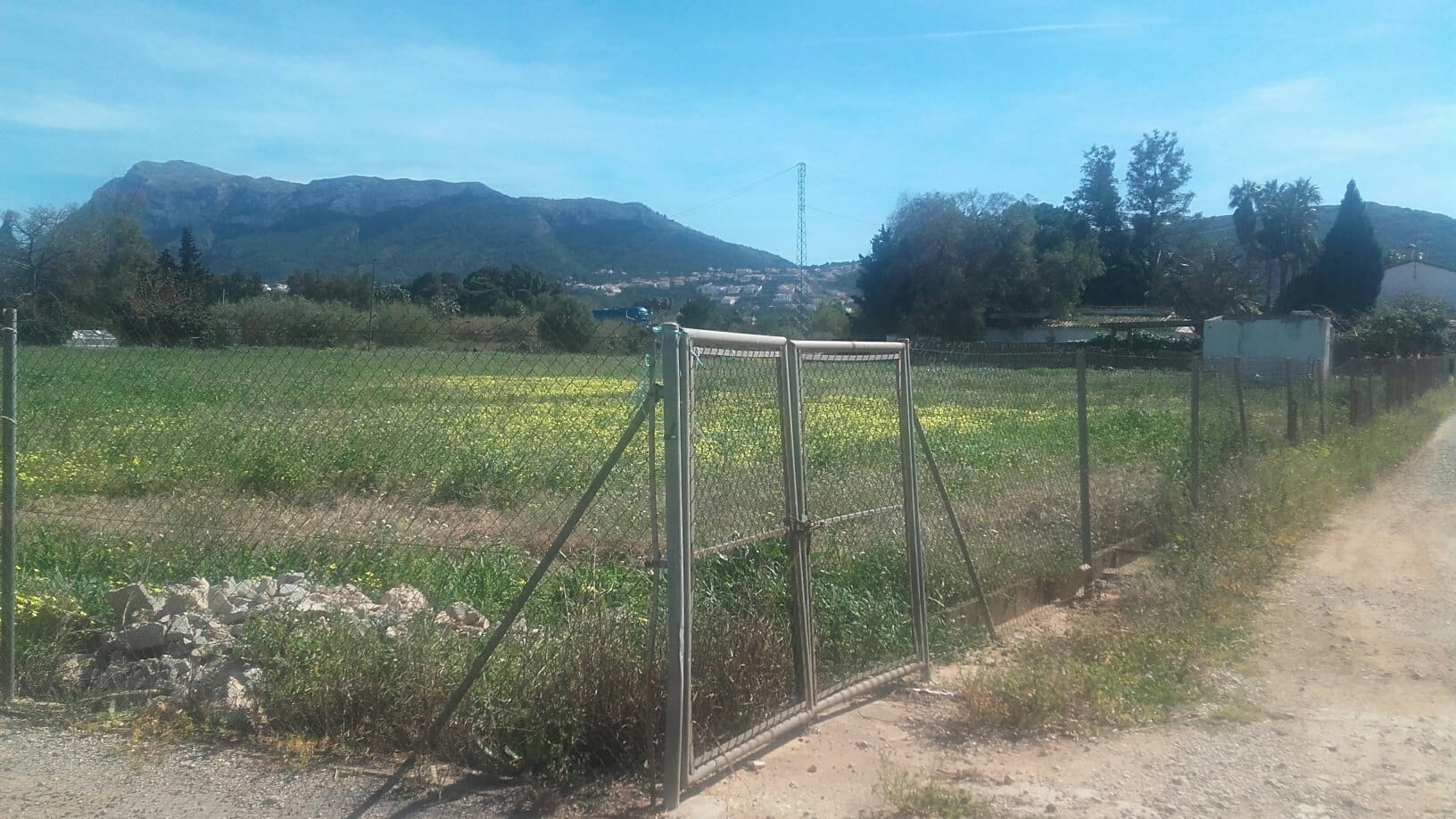 Finca rústica con posibilidad de construcción