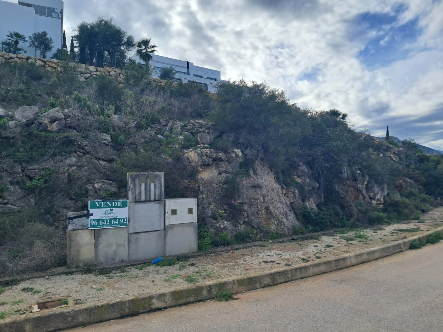 Parcela en venta zona Monte Pego (Resid. La Almunia)