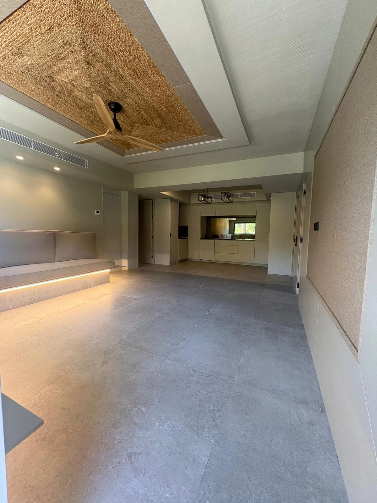 EXCLUSIVO APARTAMENTO EN DENIA