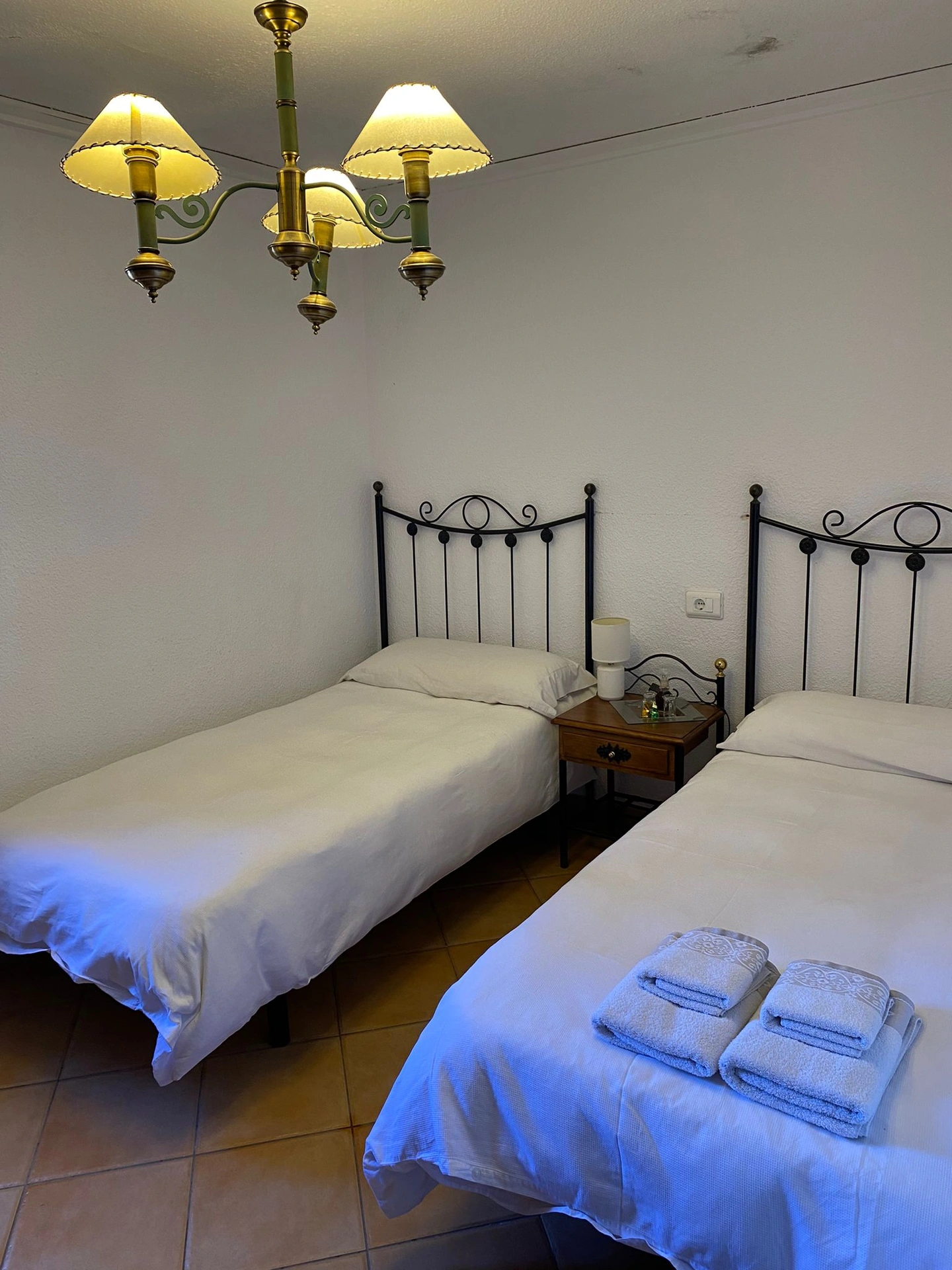 CASA CON PISCINA EN BARX