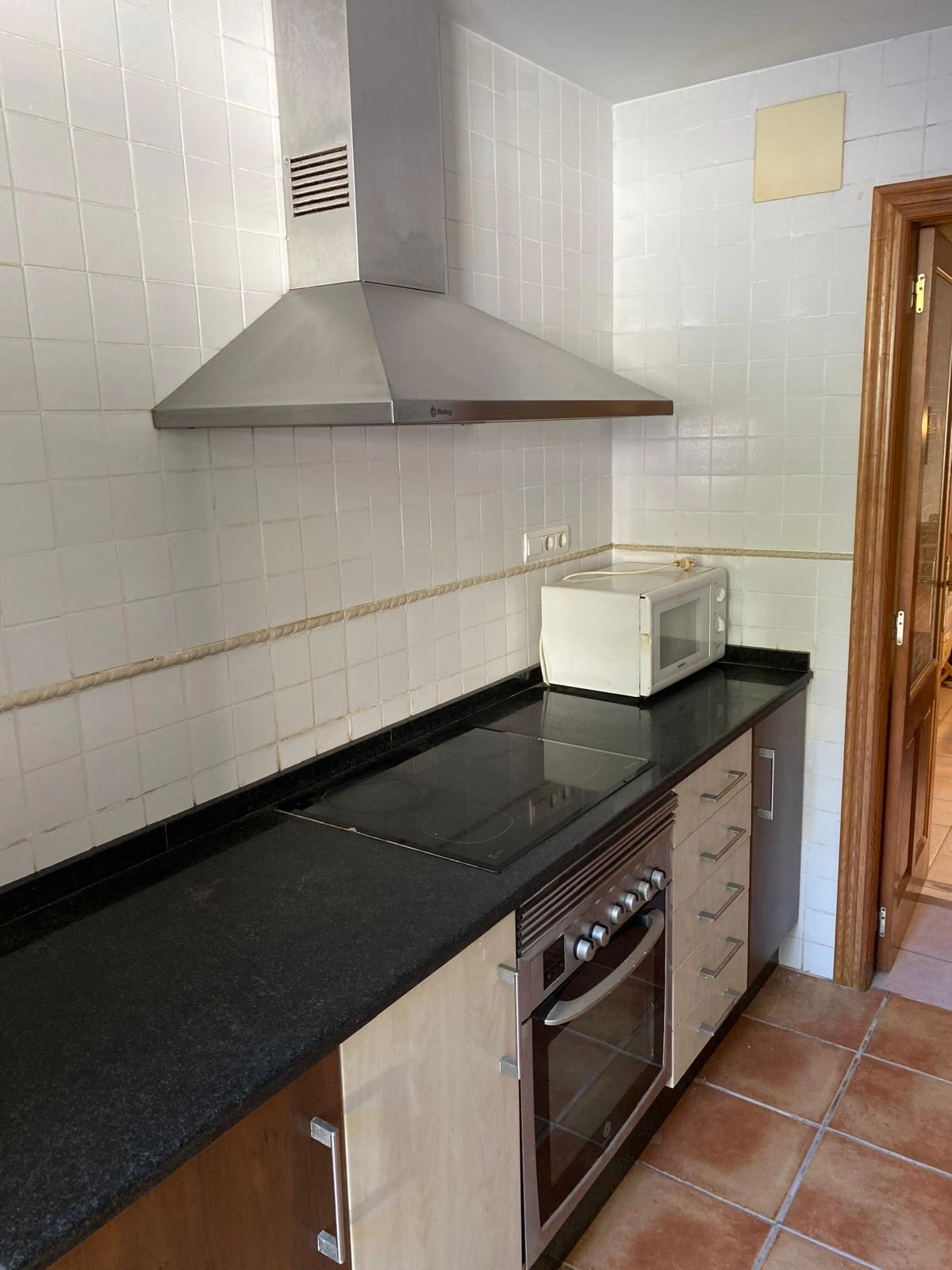 CASA CON PISCINA EN BARX