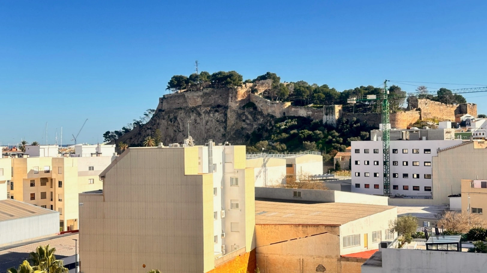 VENTA DE ATICO DUPLEX EN DENIA