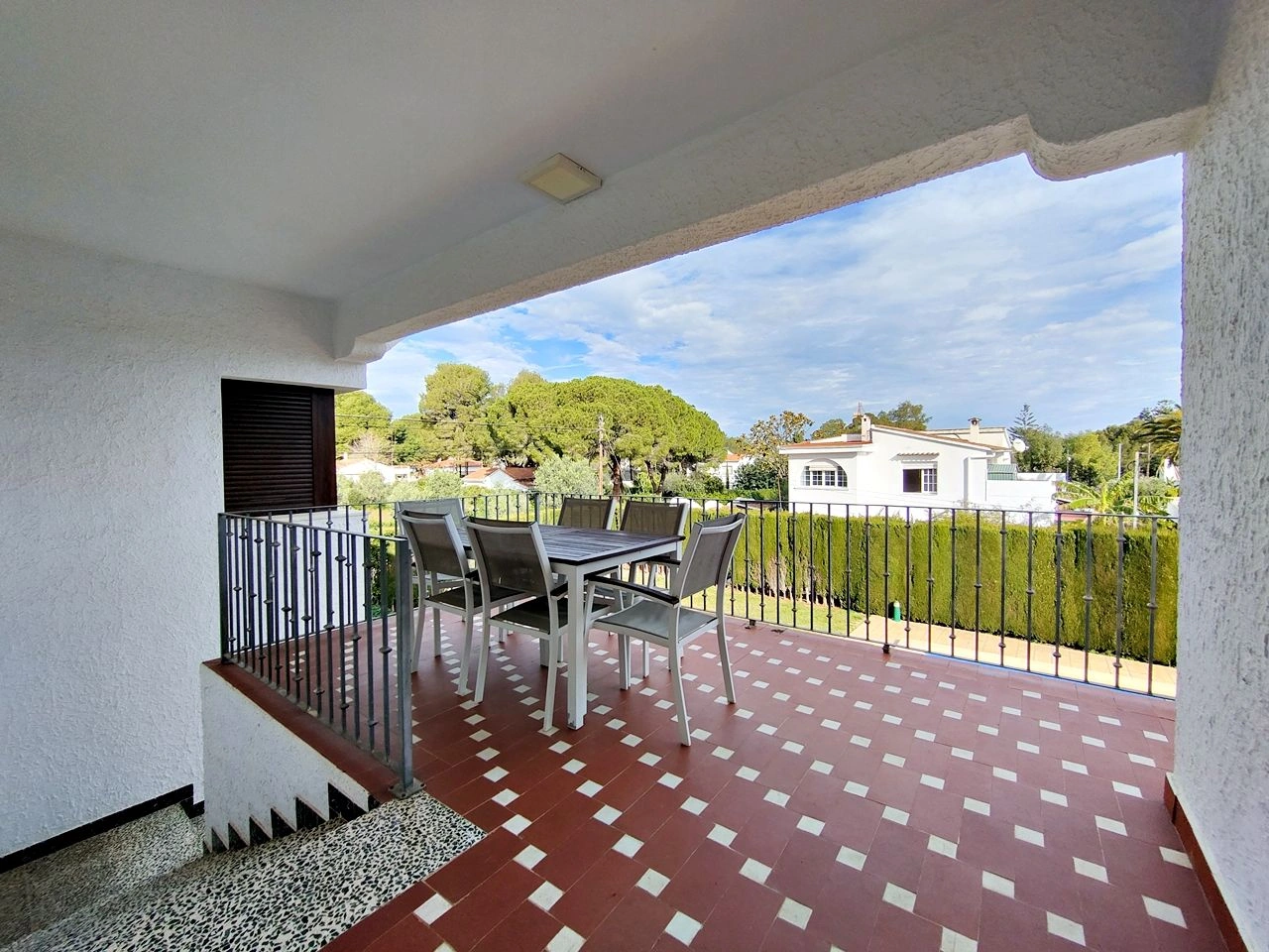 CHALET EN LAS ROTAS