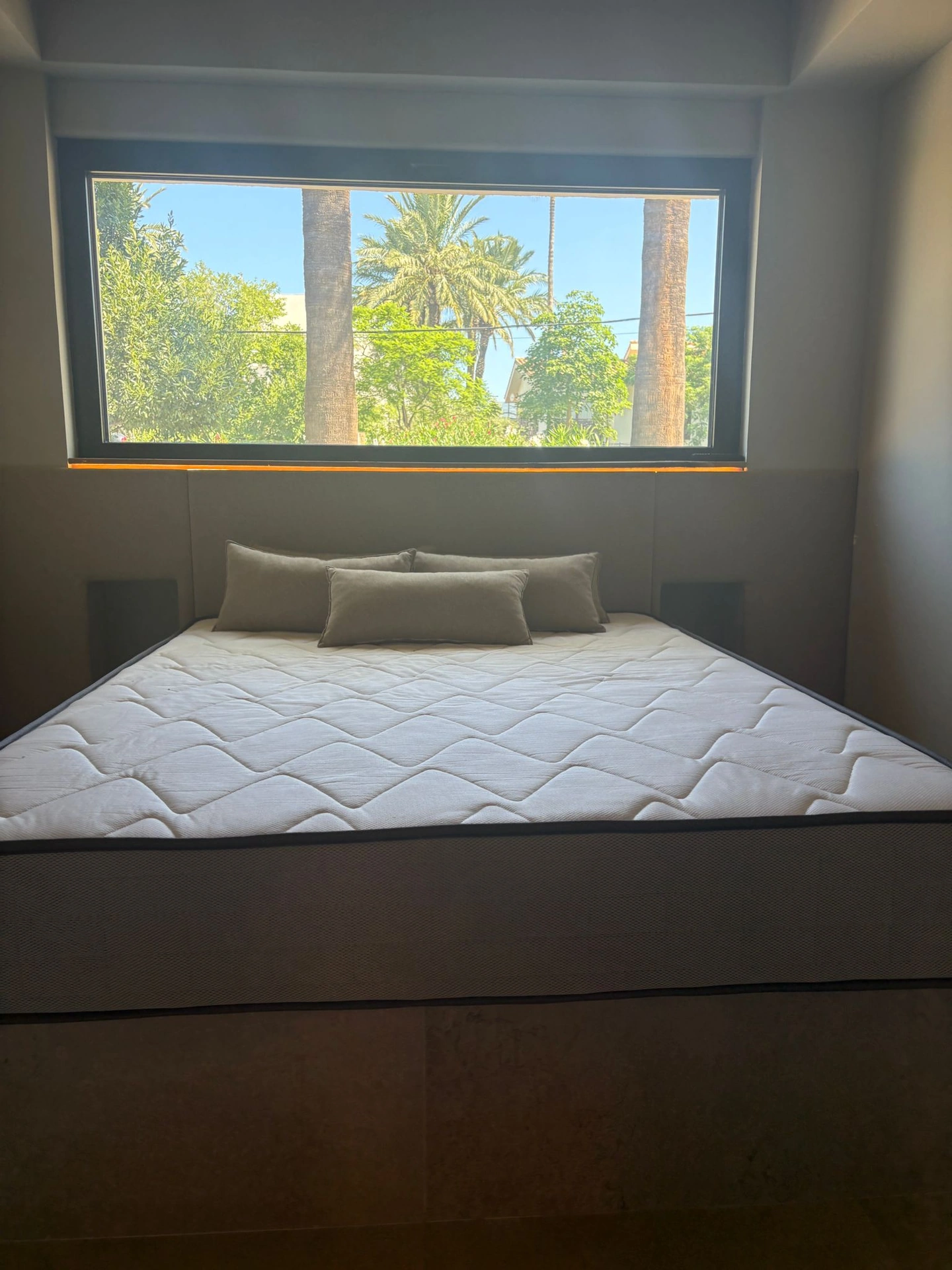 EXCLUSIVO APARTAMENTO EN DENIA