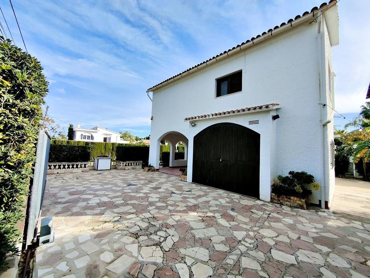 CHALET EN LAS ROTAS