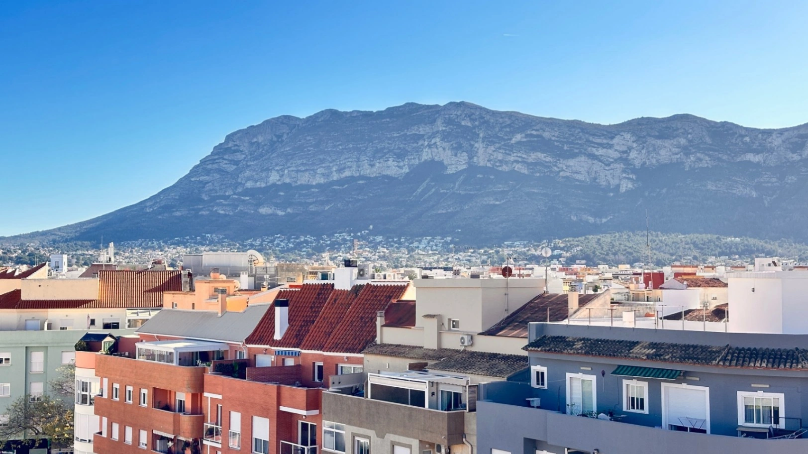 VENTA DE ATICO DUPLEX EN DENIA