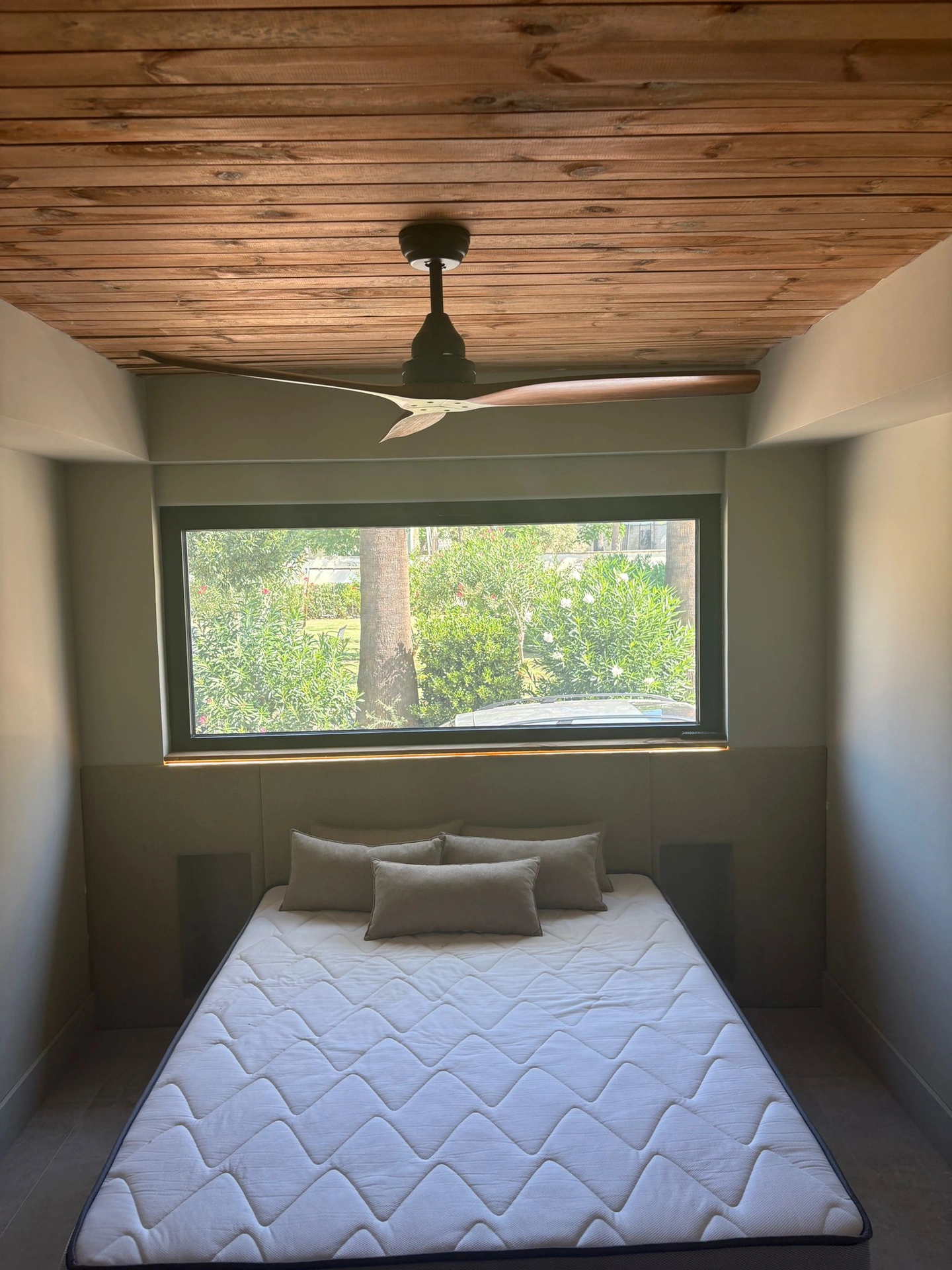 EXCLUSIVO APARTAMENTO EN DENIA