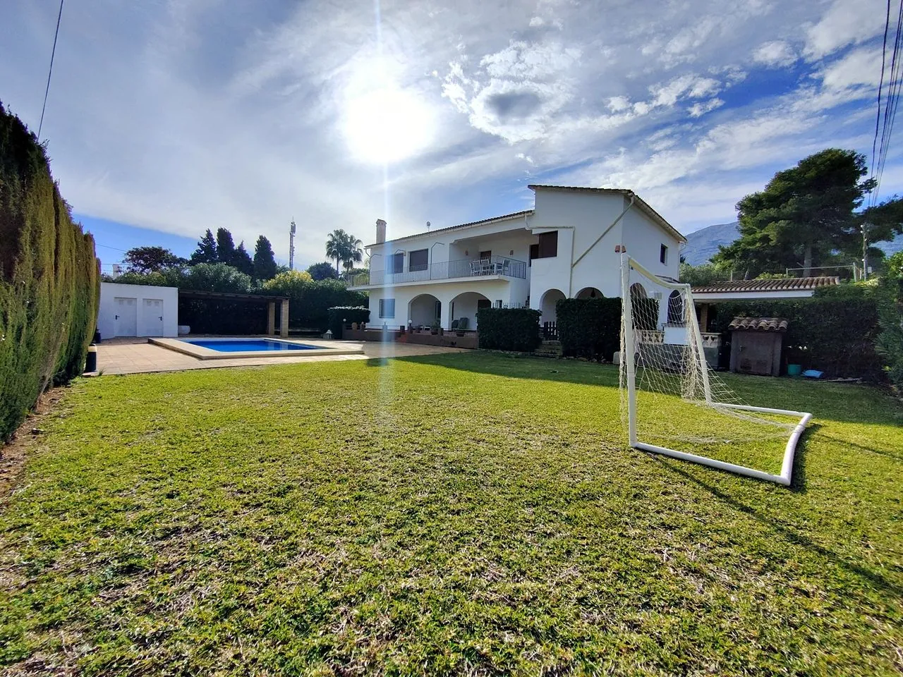 CHALET EN LAS ROTAS