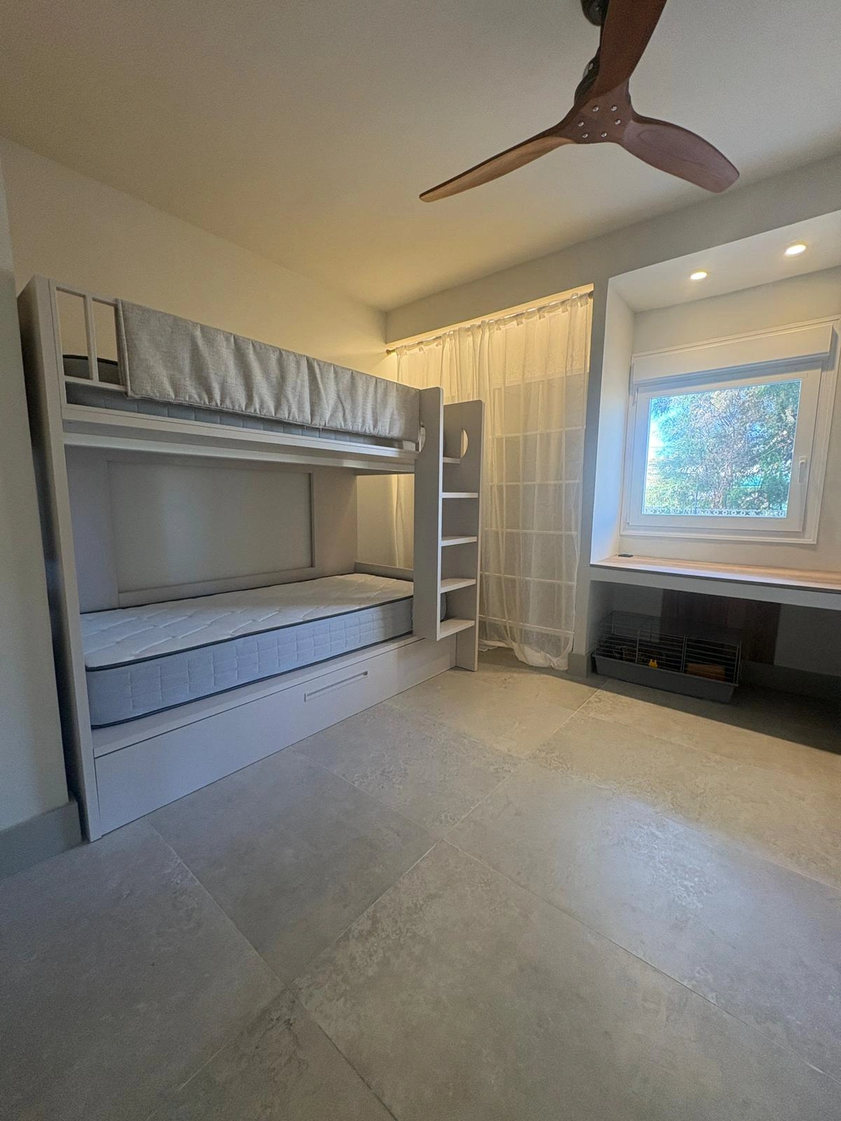 EXCLUSIVO APARTAMENTO EN DENIA