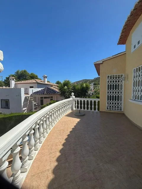 Bonita villa unifamiliar con piscina en Pedregue