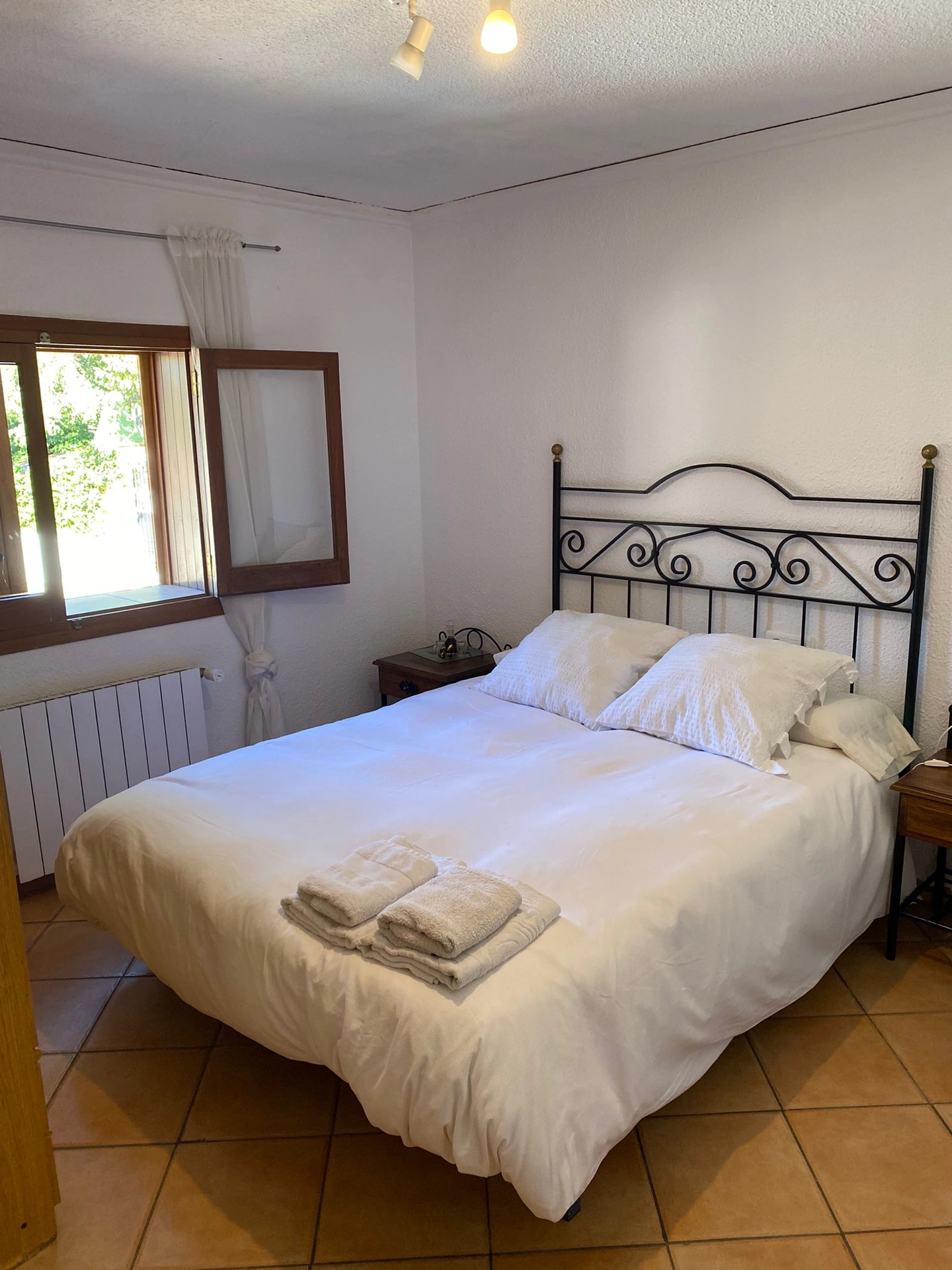CASA CON PISCINA EN BARX