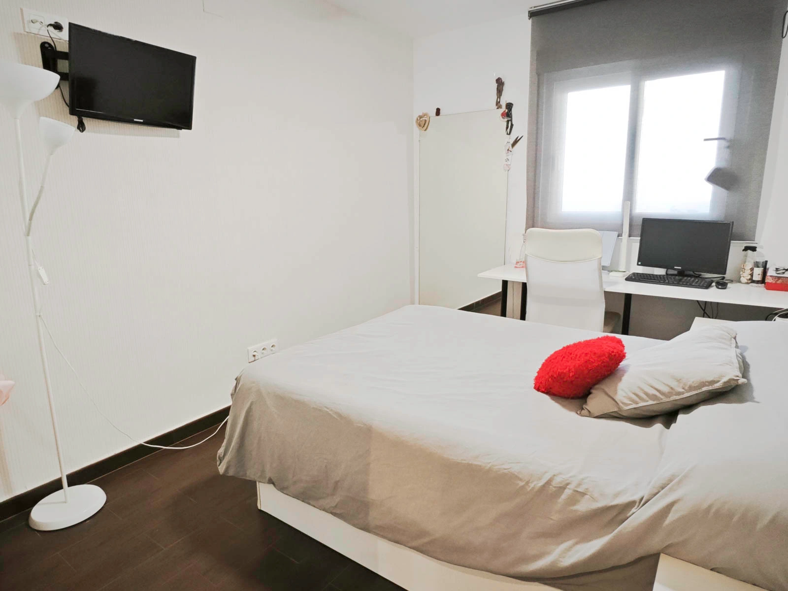 Amplitud y confort en el corazón de Dénia: Piso de 3 dormitorios listo para entrar a vivir
